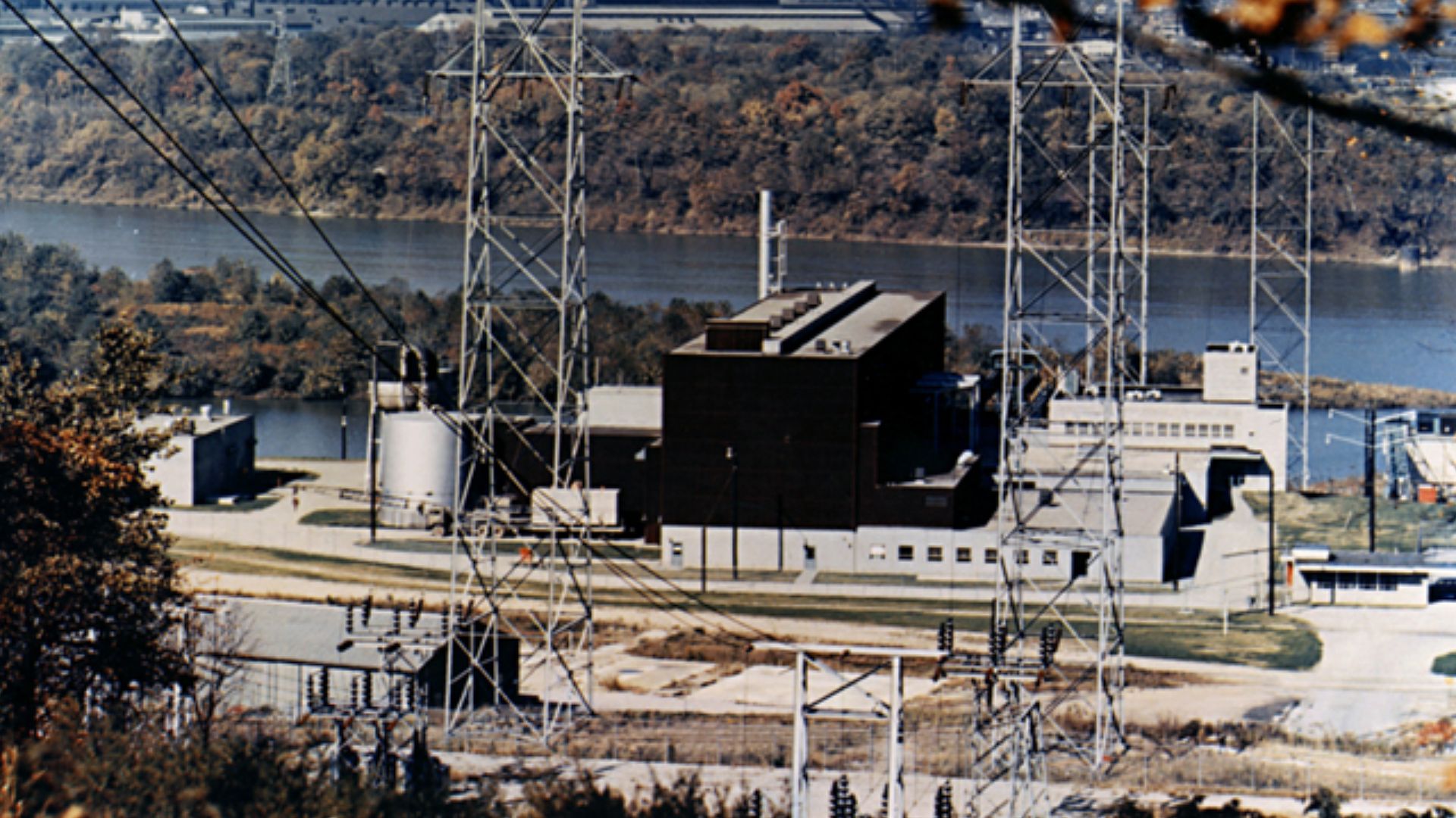 File:Shippingport Reactor.jpg