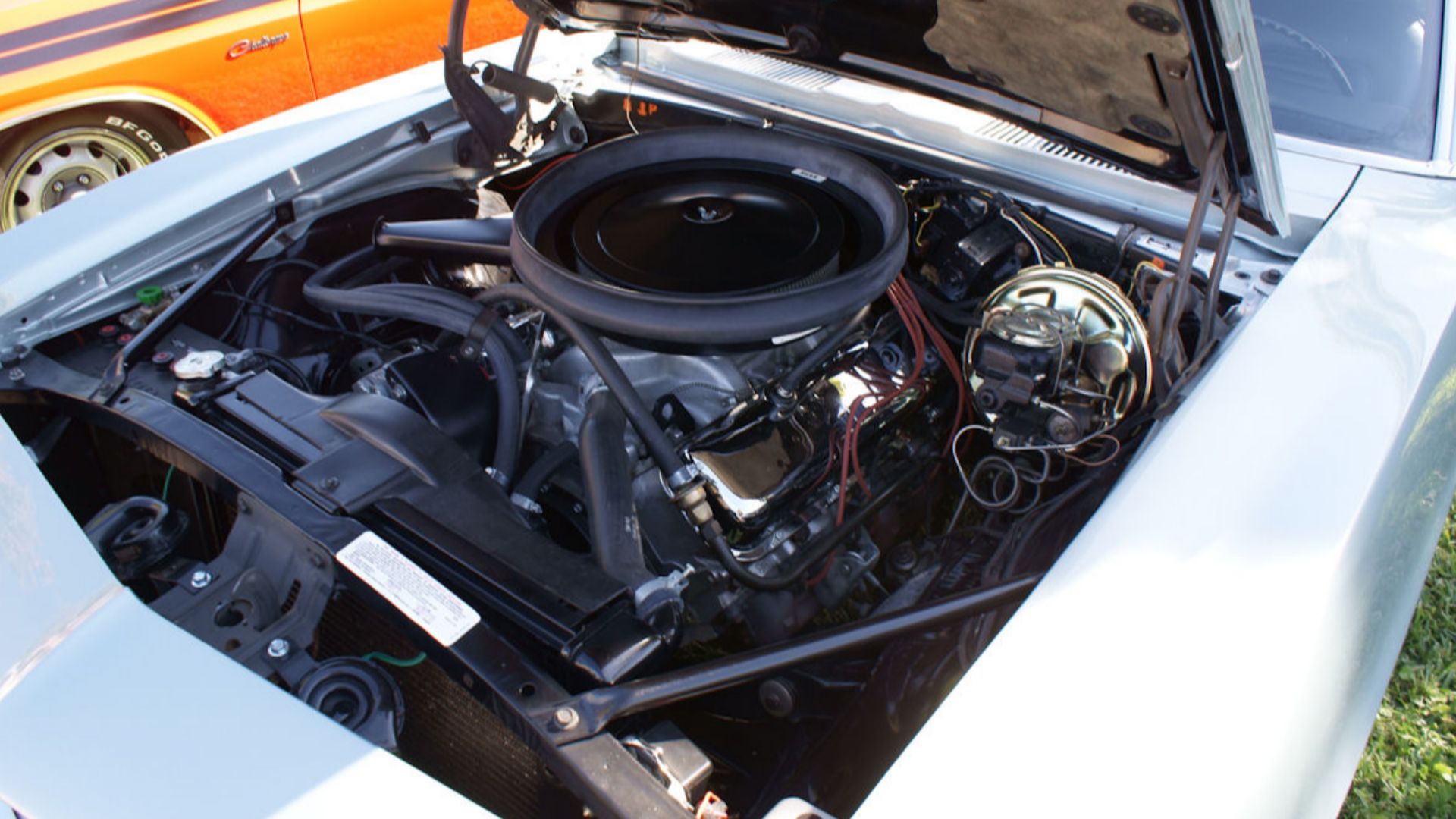 File:Chevrolet Camaro 1969 ZL1 Engine Lake Mirror Cassic 16Oct2010 (14874255431).jpg