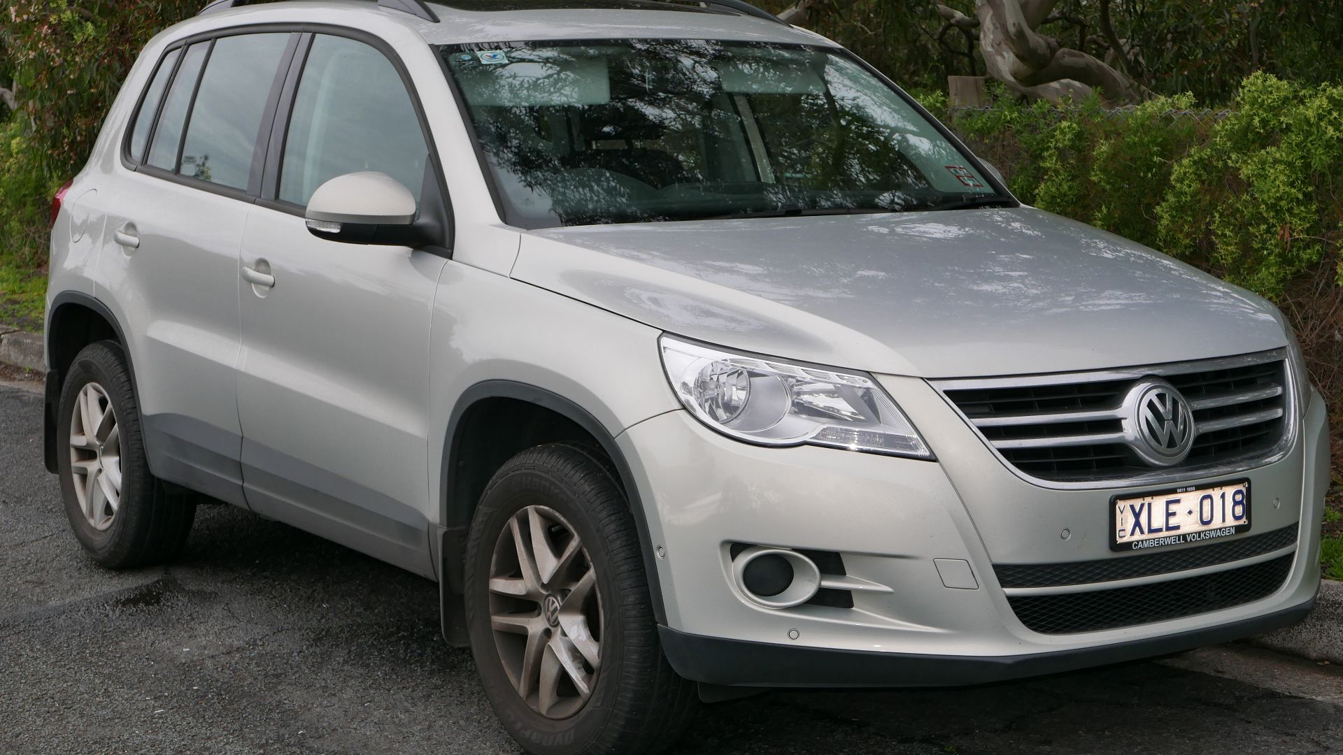 File:2009 Volkswagen Tiguan (5N MY10) 125TSI 4MOTION wagon (2015-07-24) 01.jpg