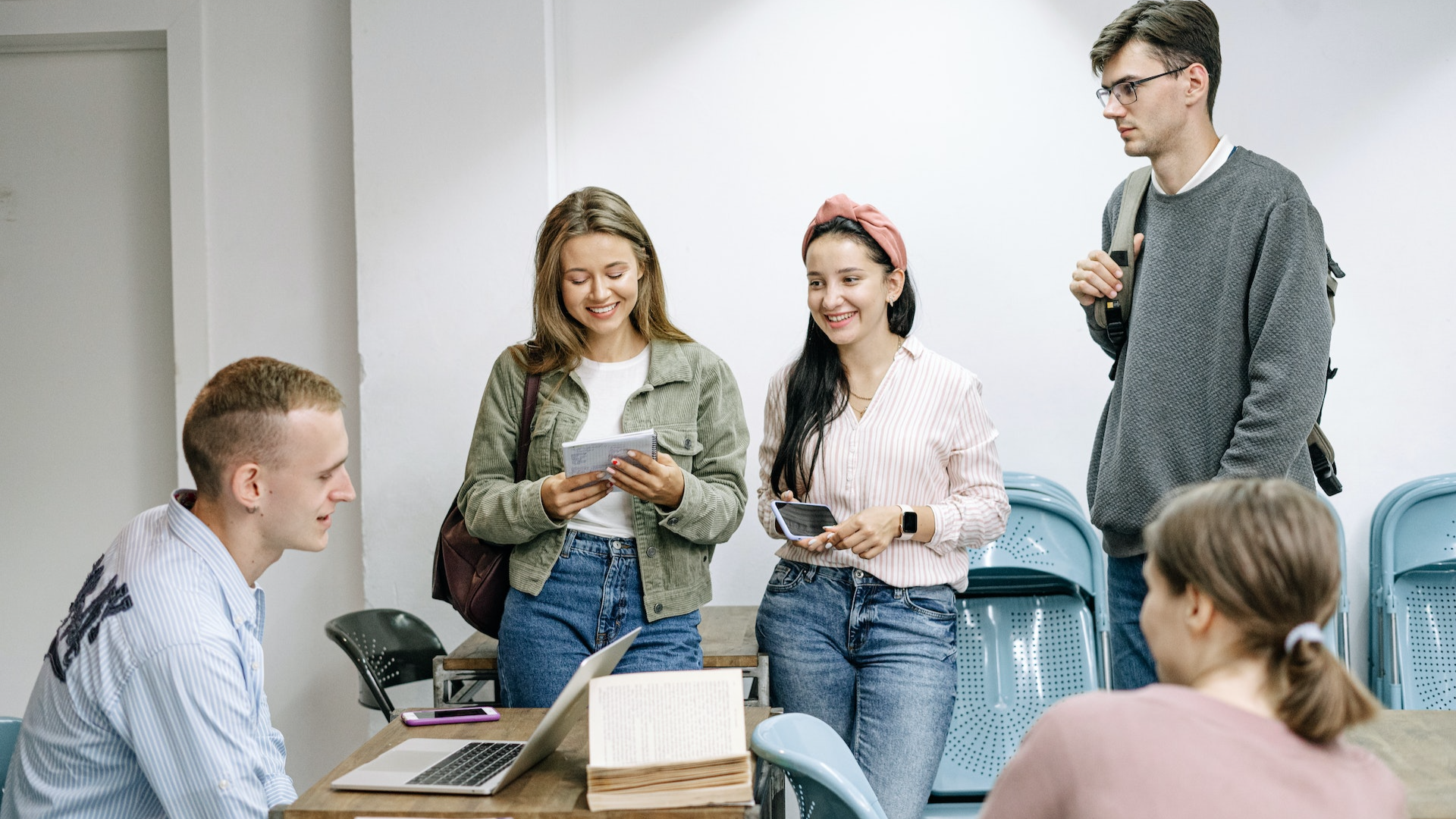 Friends in high school having conversation