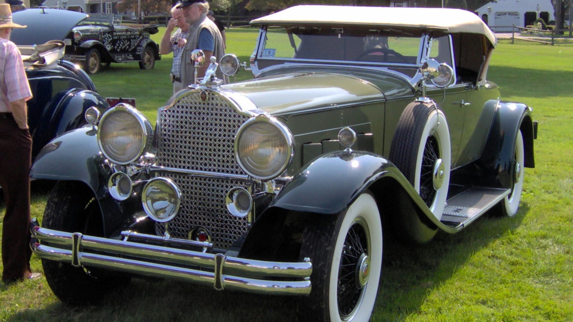 1930 Packard DeLuxe Eight 745 Roadster