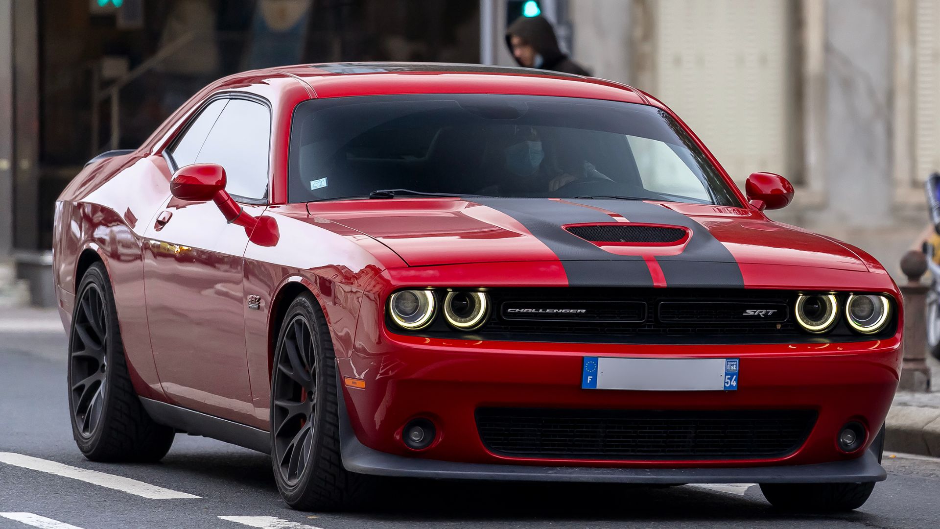 File:Dodge Challenger SRT 392 - Flickr - Alexandre Prevot.jpg