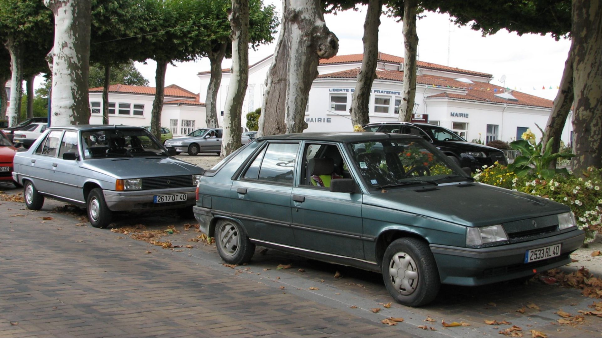 Renault 9 and 11 - the