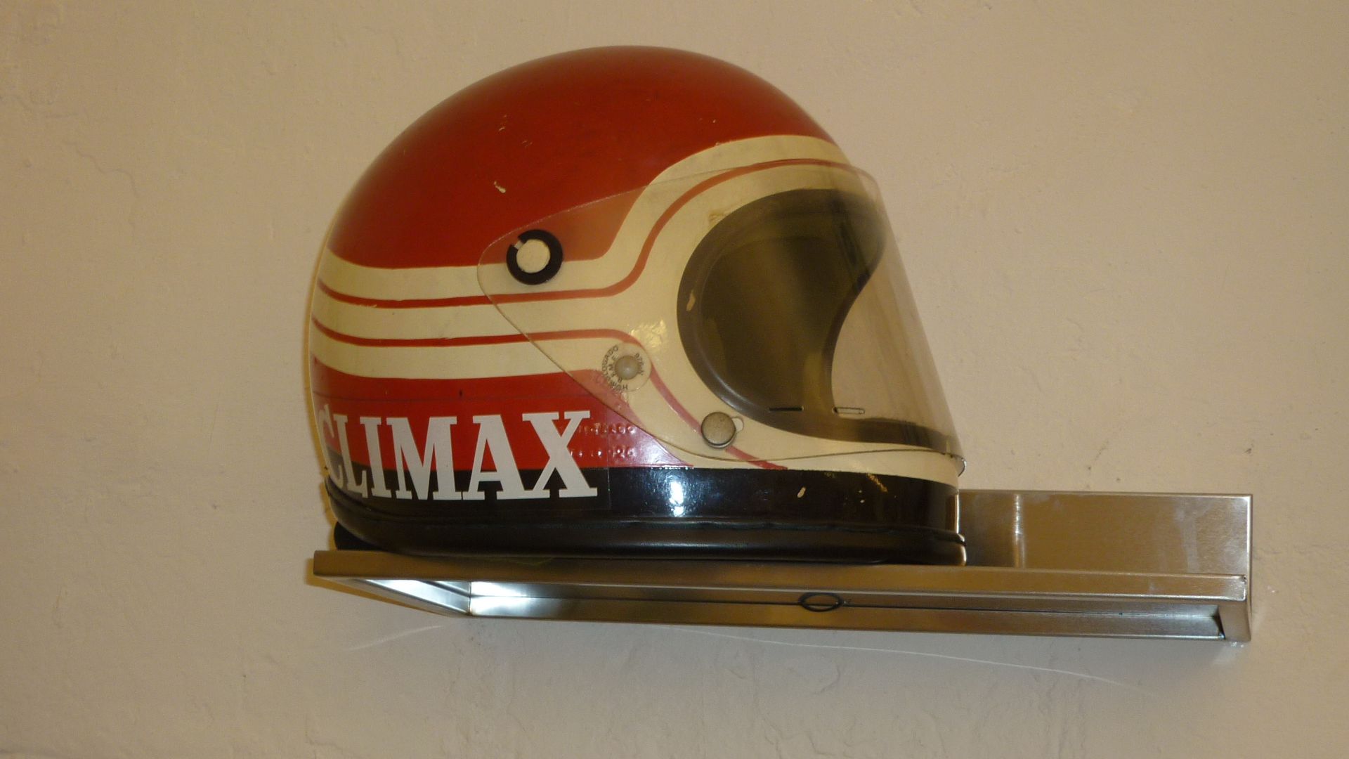 File:Josep Coronilla Helmet 24H Montjuic 70s.JPG