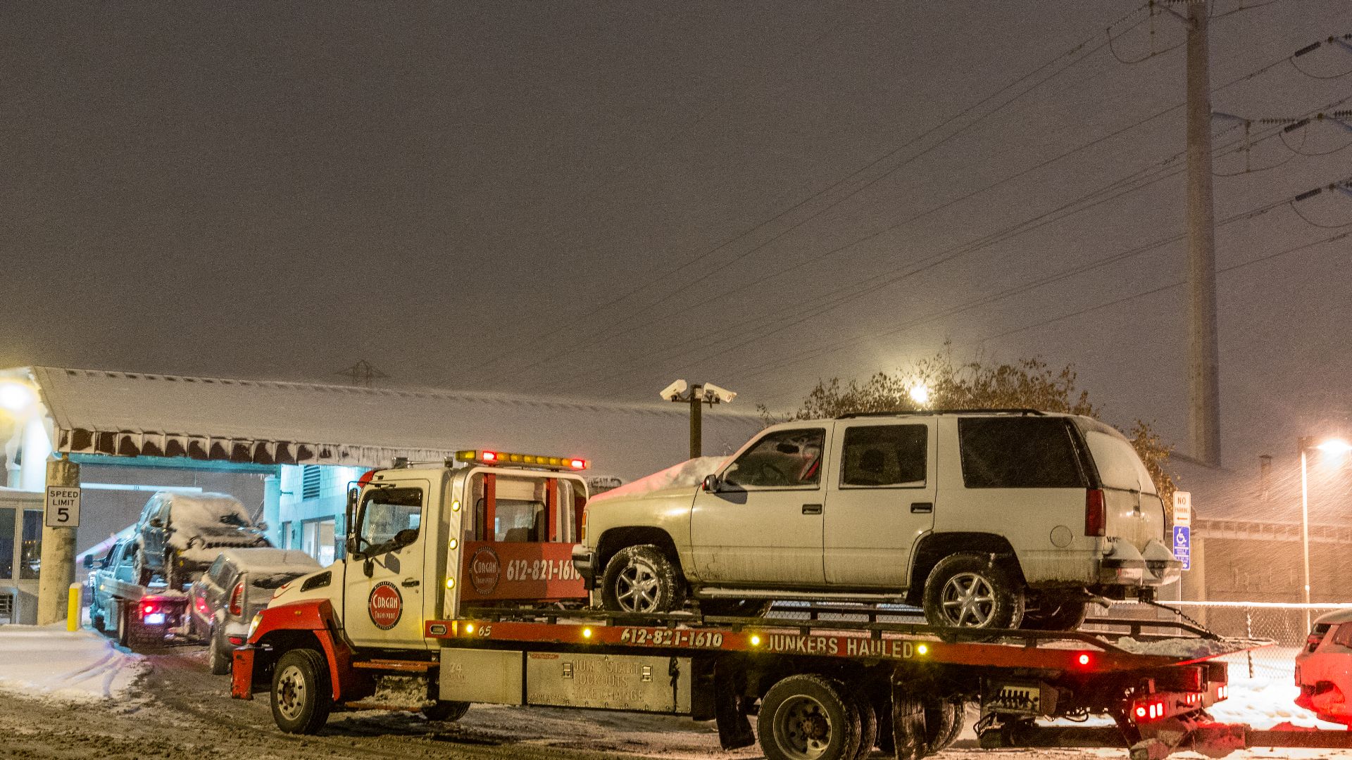 File:Snow Emergency Tow Trucks at the Minneapolis City Impound Lot (24161160814).jpg