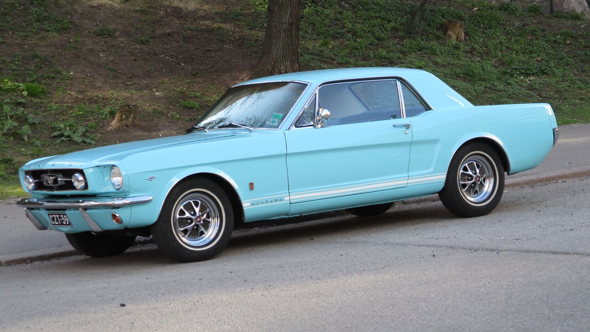 File:1965 Ford Mustang.png