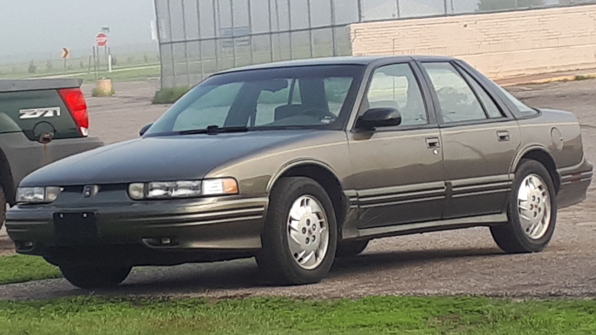 File:Cutlass Supreme 1 06-29-2019.jpg