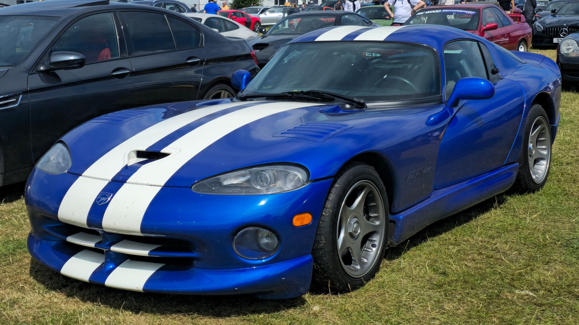 File:Dodge Viper 6.jpg