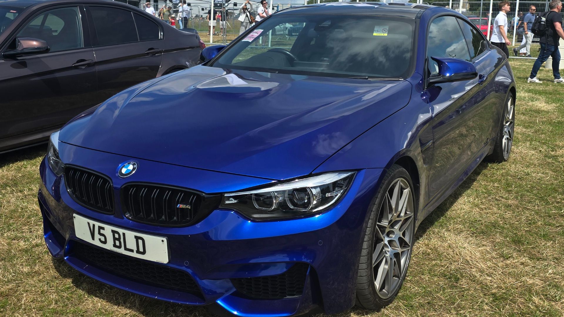 File:2019 BMW M4 Competition 4.jpg