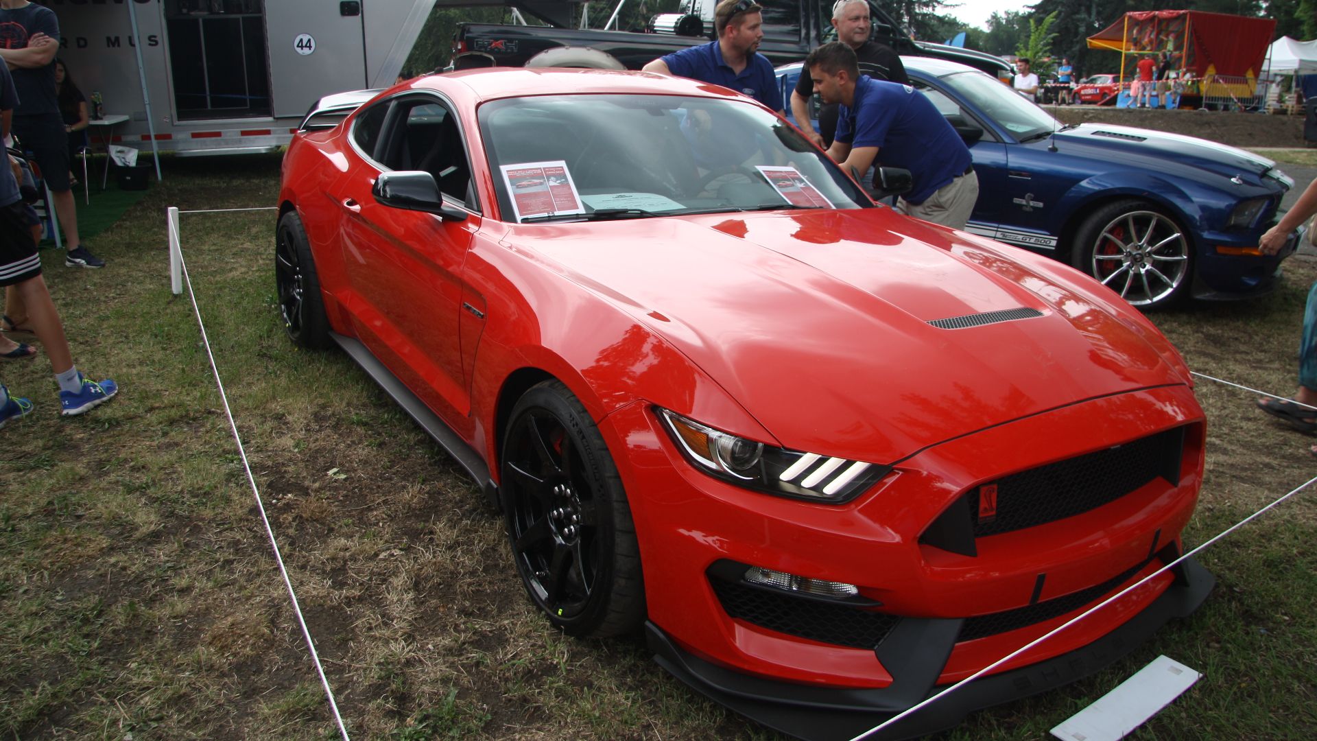 File:Ford Mustang Shelby GT350R at Legendy 2018 in Prague.jpg