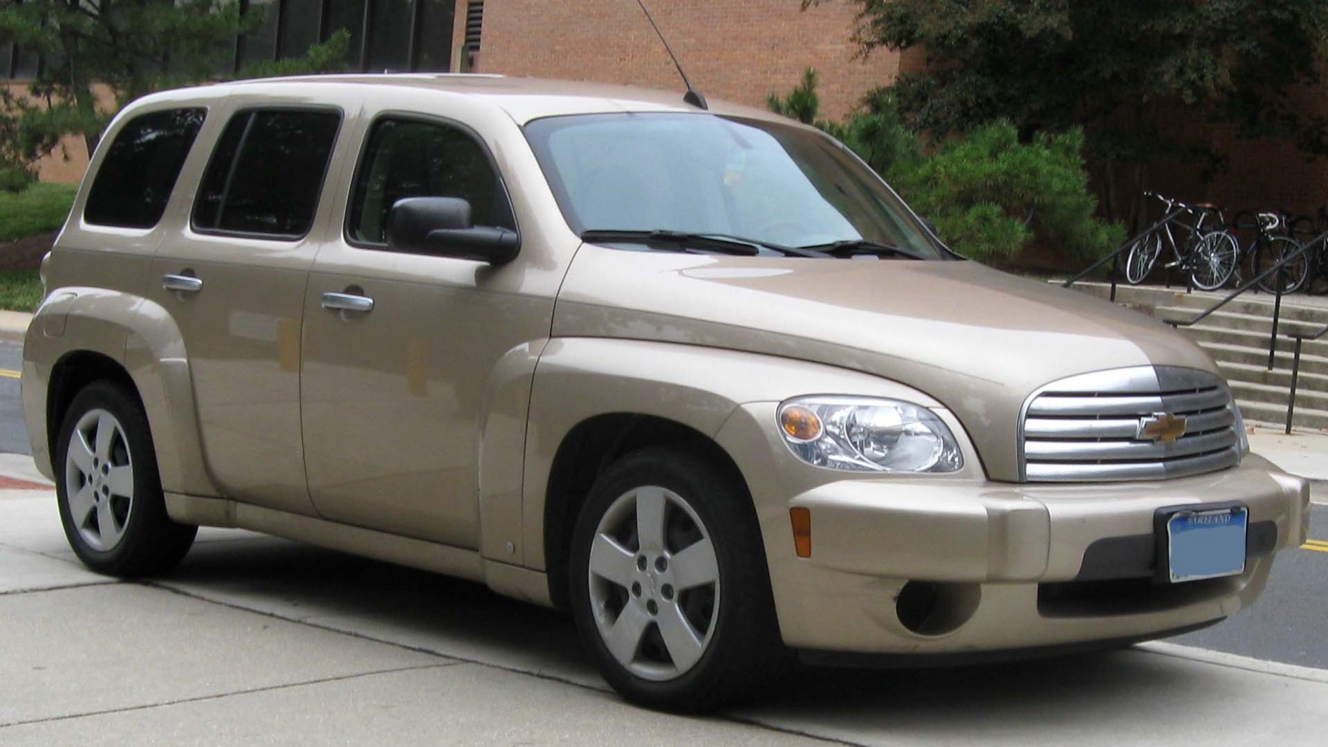 File:Chevrolet HHR 1 10-12-2009.jpg