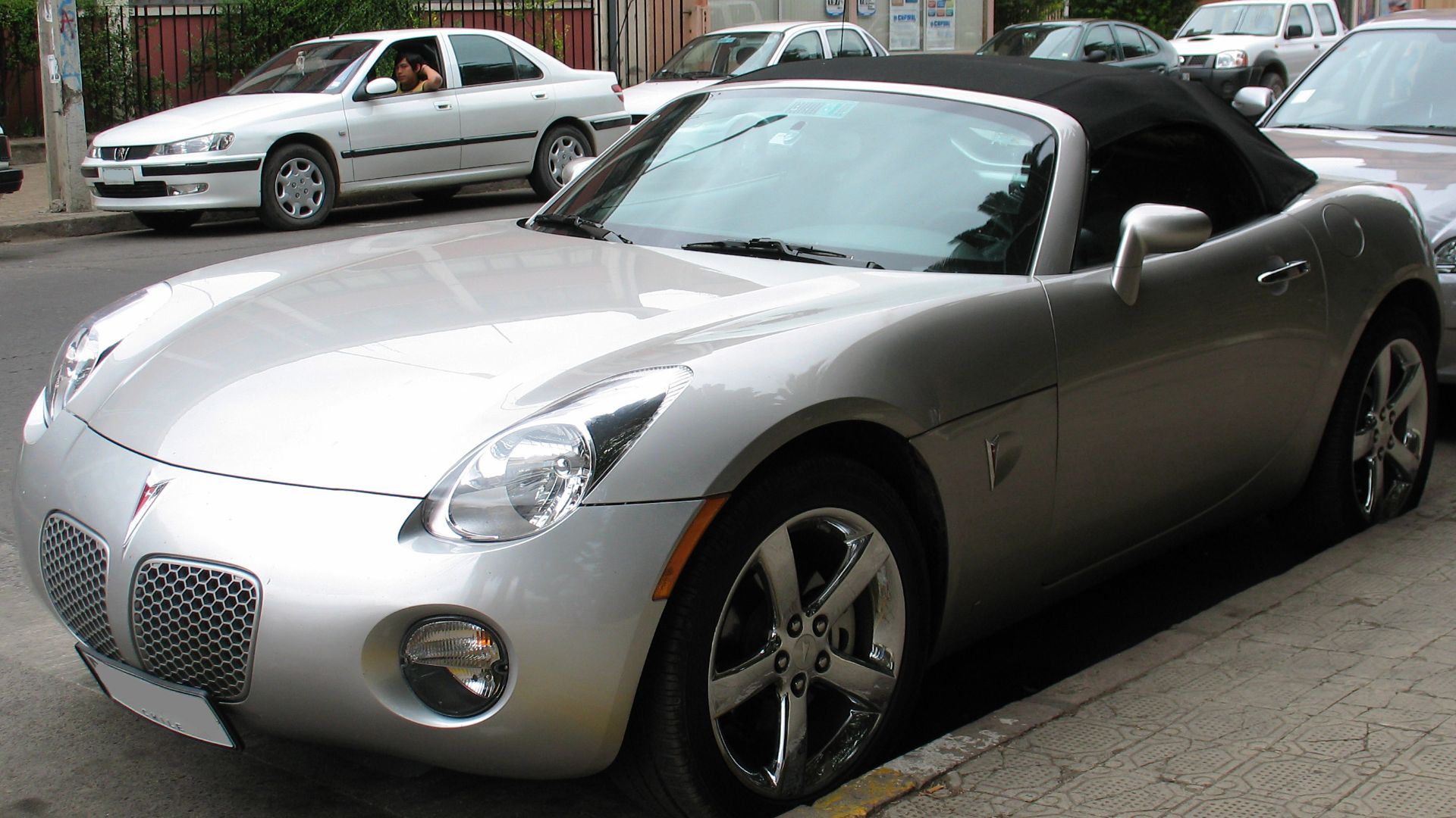 File:Pontiac Solstice 2008 (14208811964).jpg