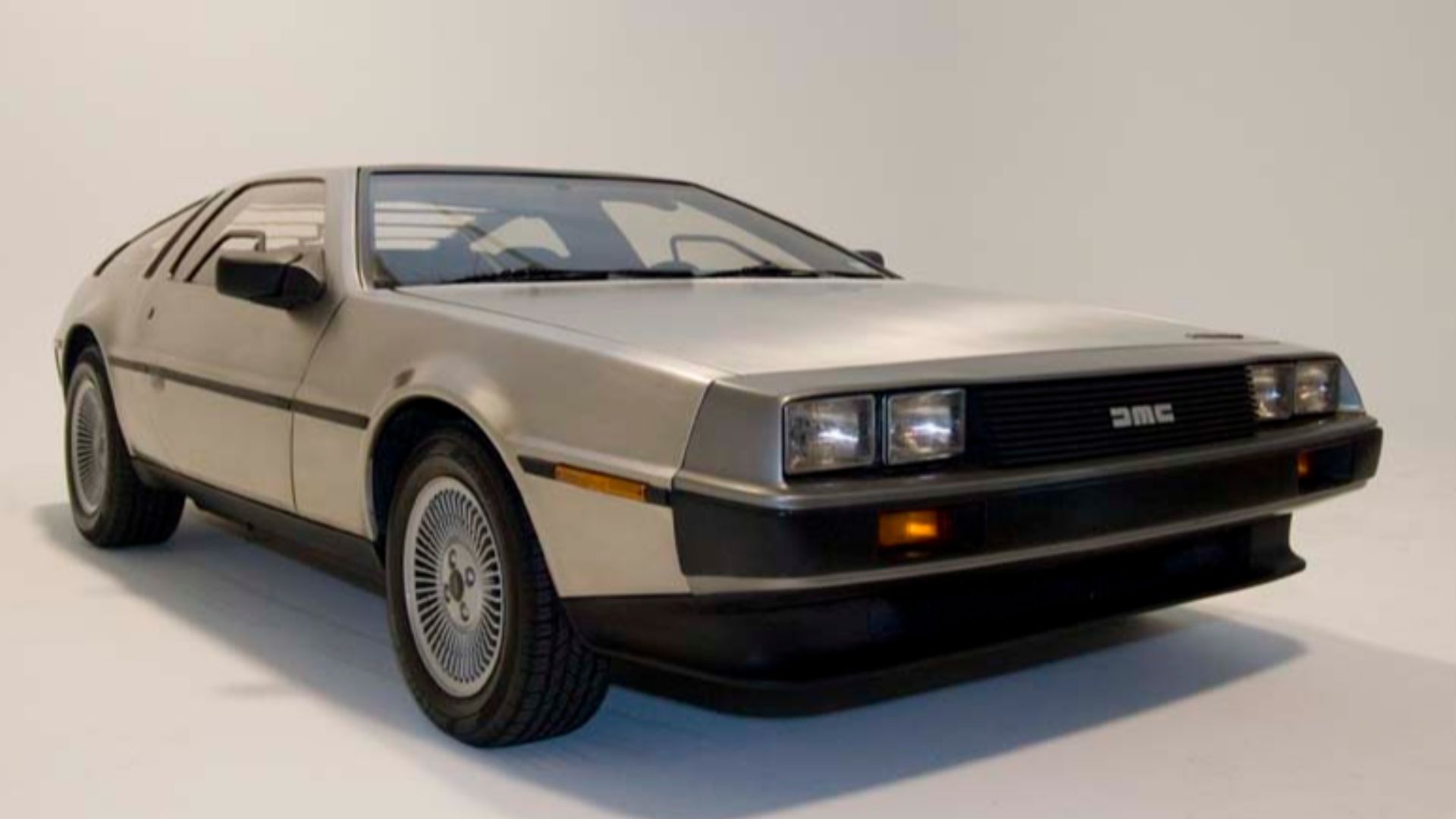 File:DeLorean DMC-12 (9979).jpg