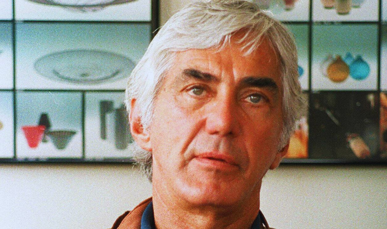 This 08 August, 1985 file photo shows US automobile maker John DeLorean announcing the production of a new car in Columbus, Ohio. DeLorean, an innovative automaker who left a promising career in Detroit, Michigan to develop the short-lived gull-winged sports cars died 19 March, 2005 in a New Jersey hospital at the age of 80 due to complications of a stroke. 