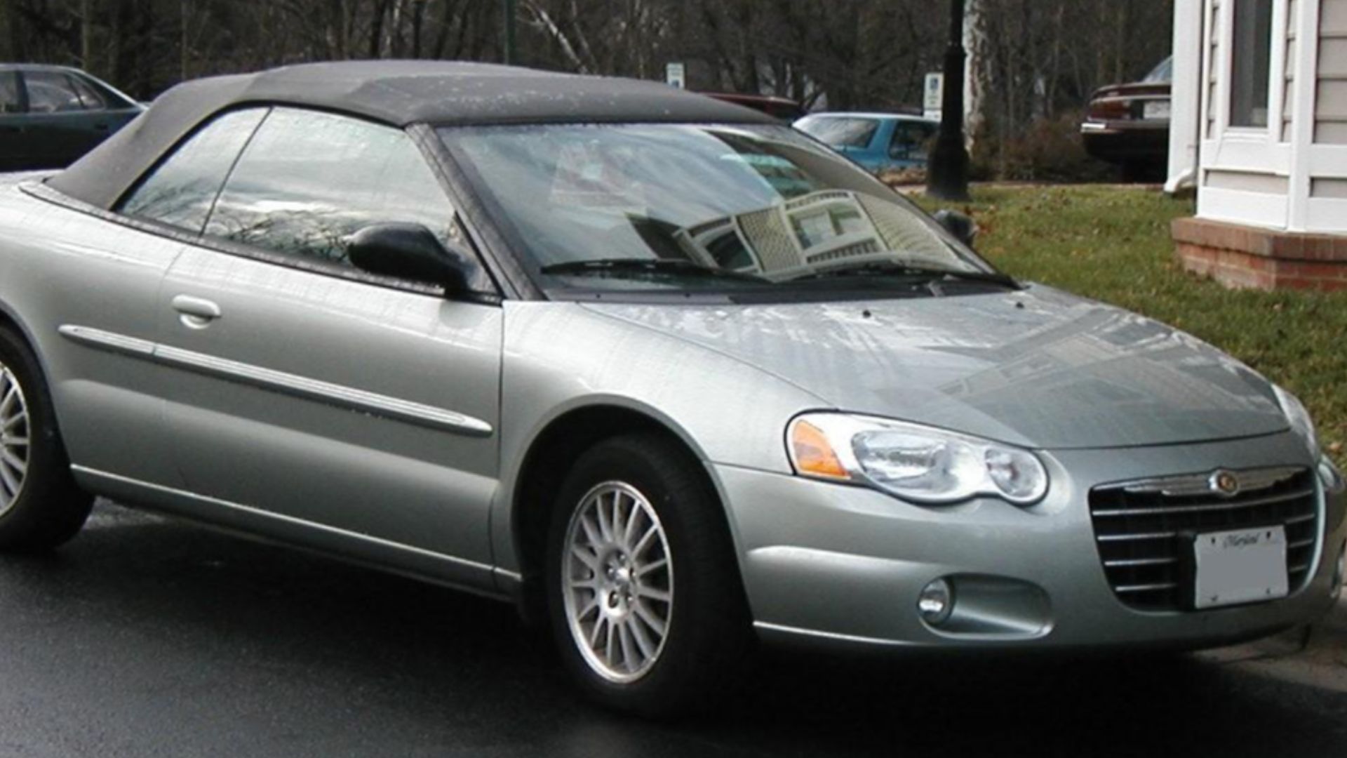 File:03-06 Chrysler Sebring convertible 2.jpg
