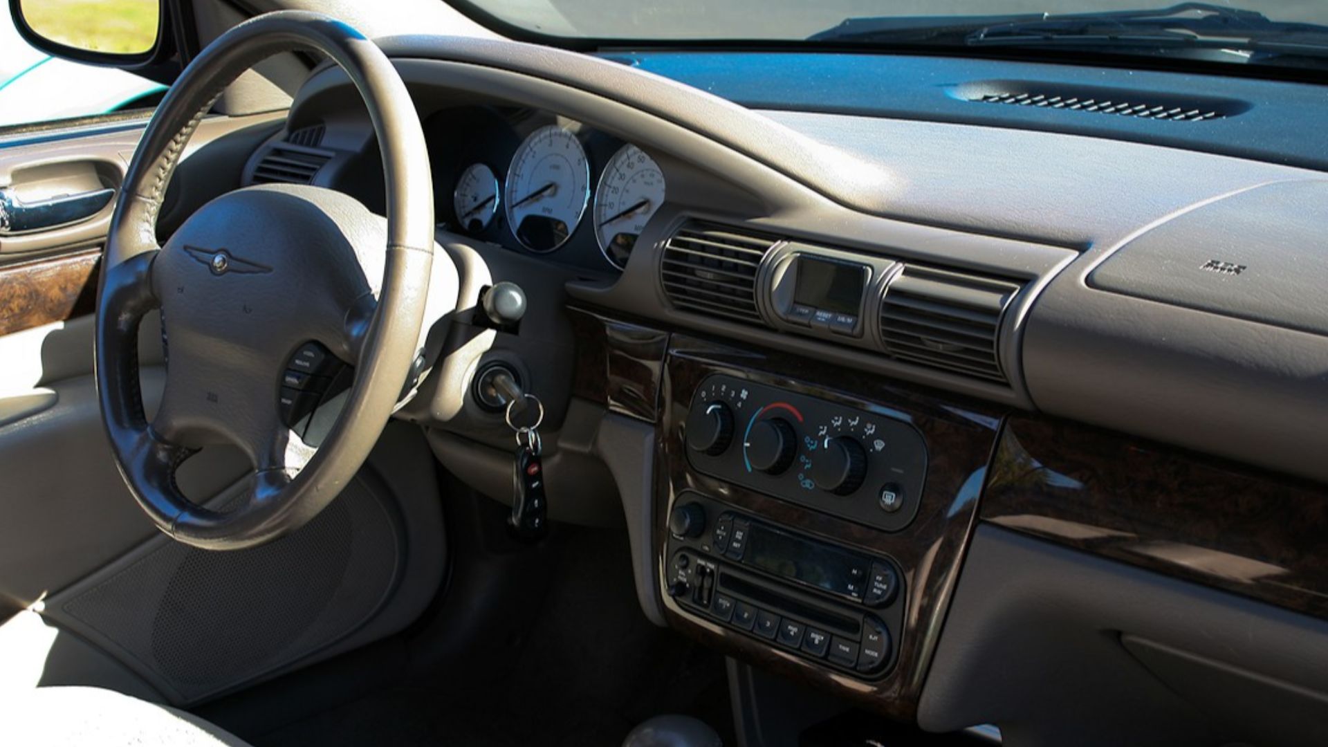 File:2004 Chrysler Sebring Convertible.jpg