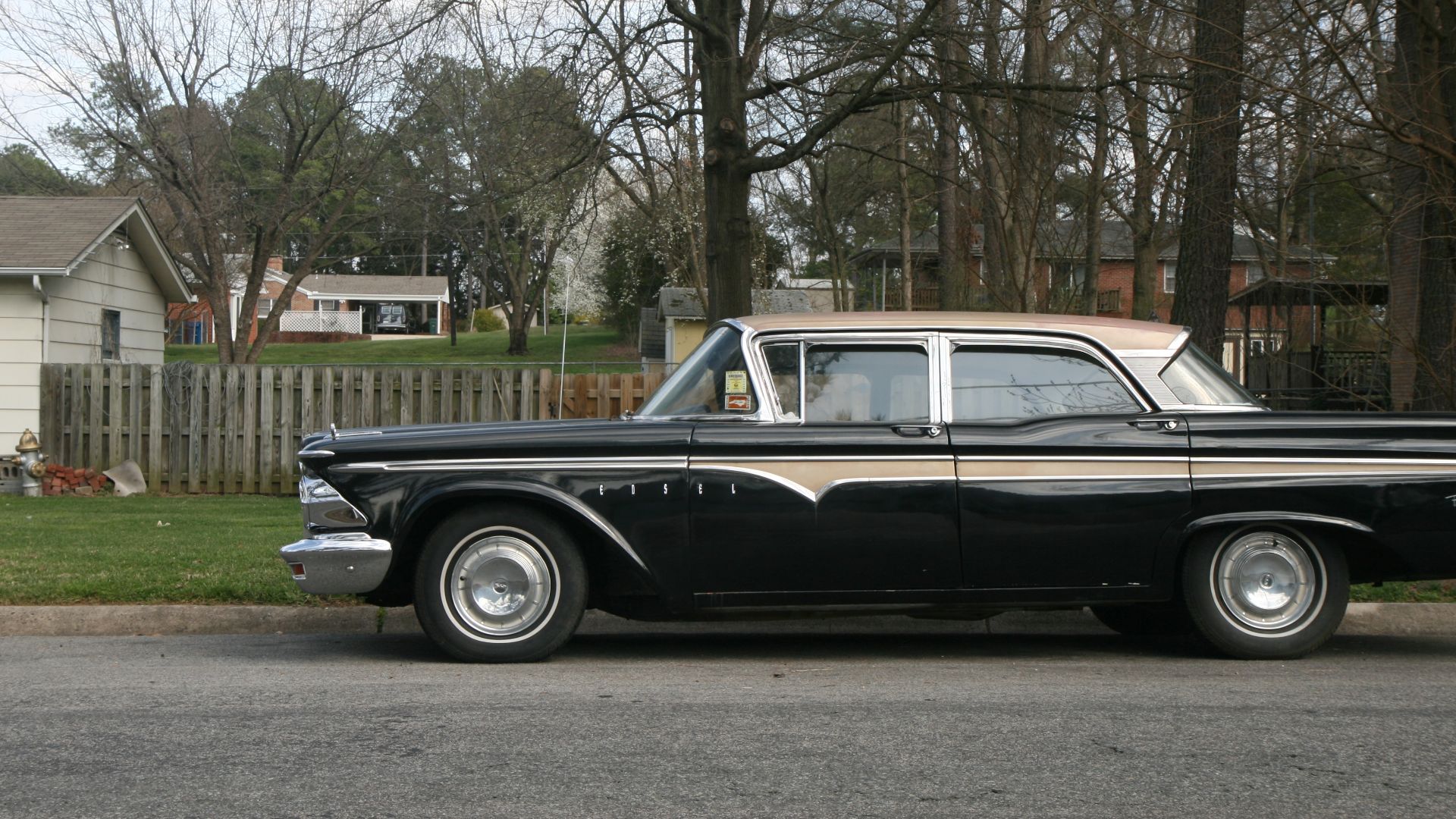 File:1959 Edsel Ranger in Durham (zoomed out).jpg