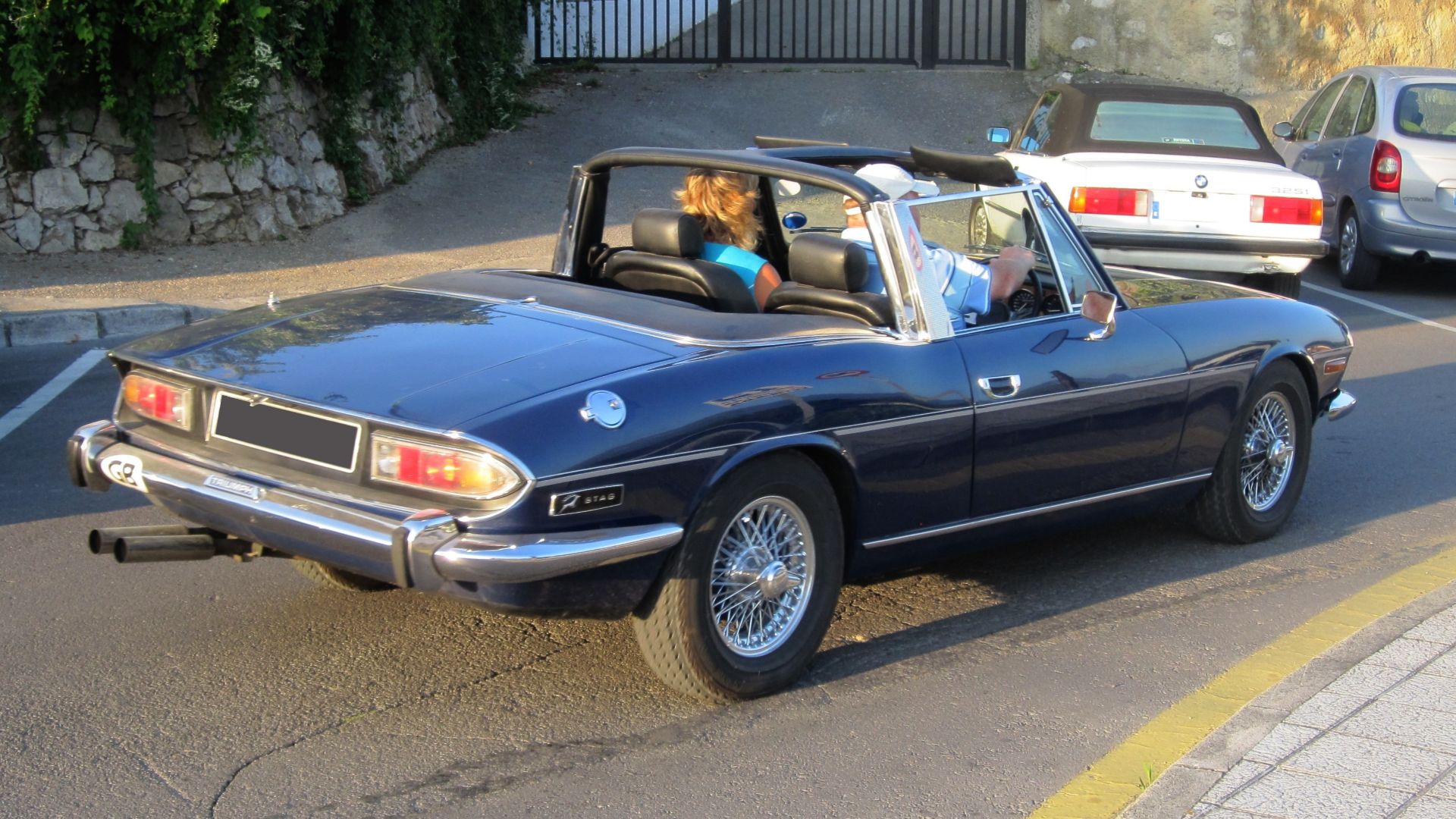 Ha! Was looking forward to seeing one fo these in the flesh. I'm glad I finally did, It looked great :-)
Was seen in Llanes (Asturias).
Date of Liability01 04 2011
Date of First Registration14 08 1974
Year of ManufactureNot Available
Cylinder Capacity (cc)2997CC
Fuel TypePetrol
Export MarkerNot Applicable
Vehicle StatusLicence Not Due

Vehicle ColourBLUE