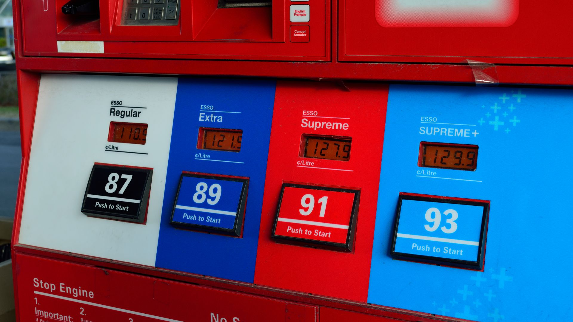 Gas station pump - $/L.