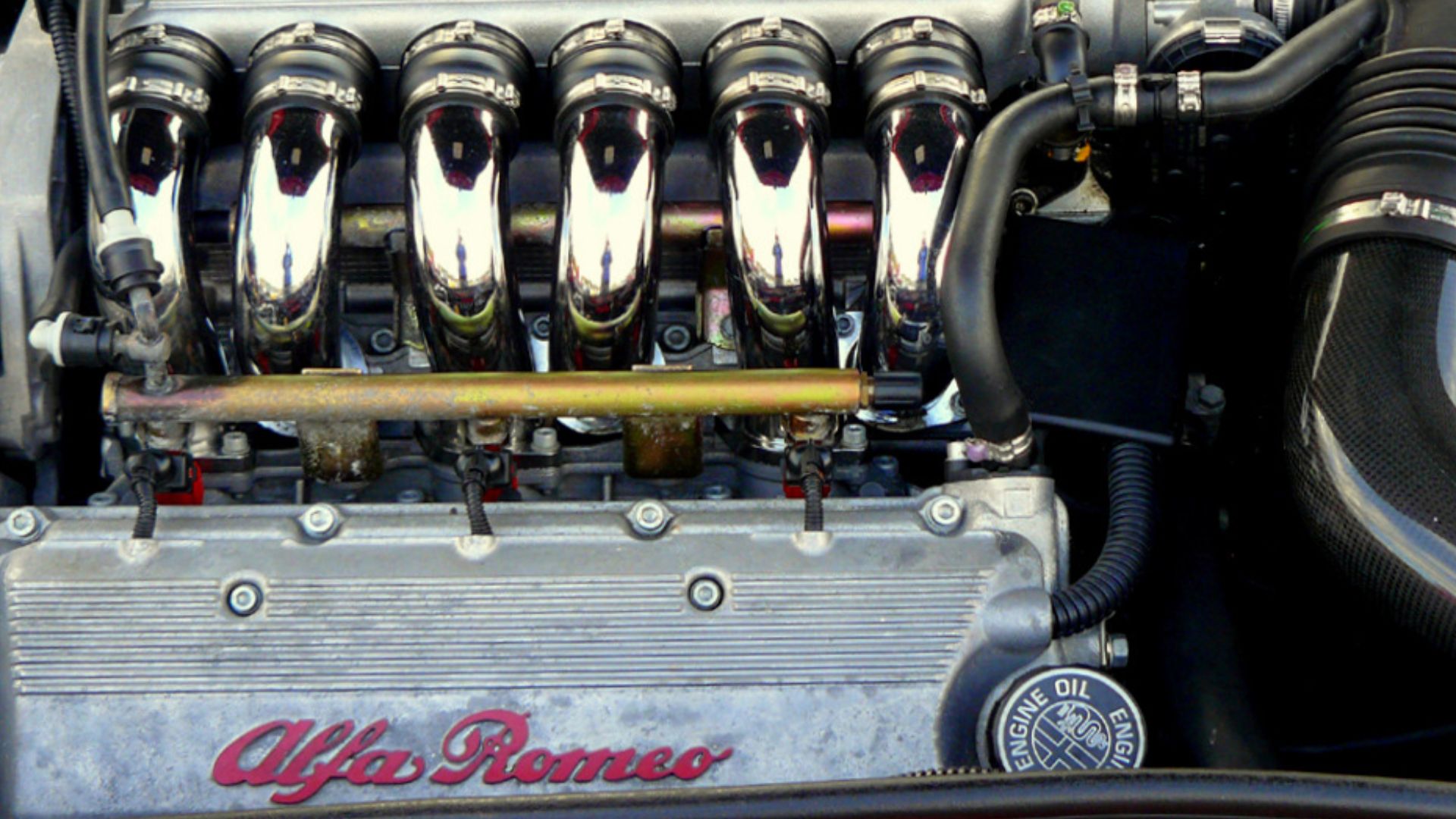 Alfa Romeo 147 3.2 V6 24V engine