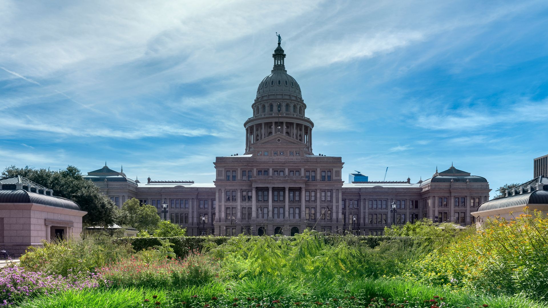 a large building with a dome on top of it