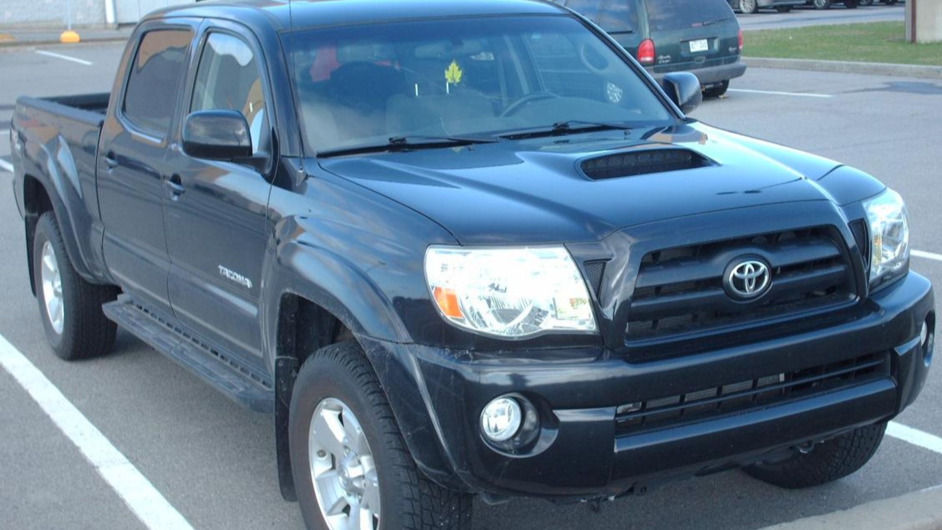 2005-present Toyota Tacoma photographed in Montreal, Quebec, Canada.