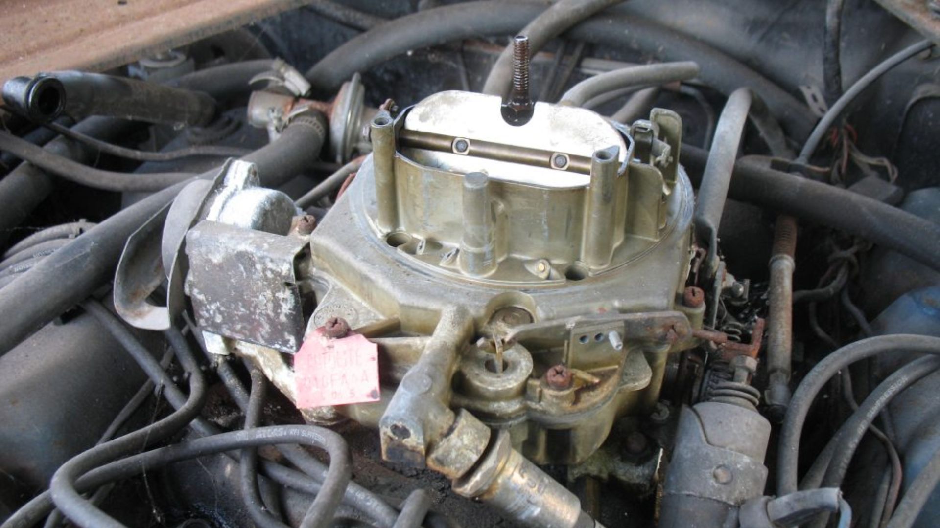 Original example of Autolite/Motorcraft 4300A carburator with 1971 date code.