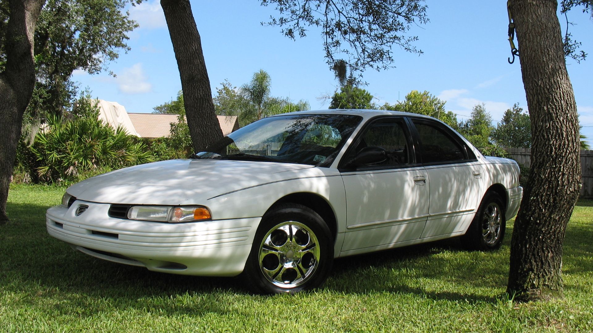 File:93 Eagle Vision ESi (3).jpg