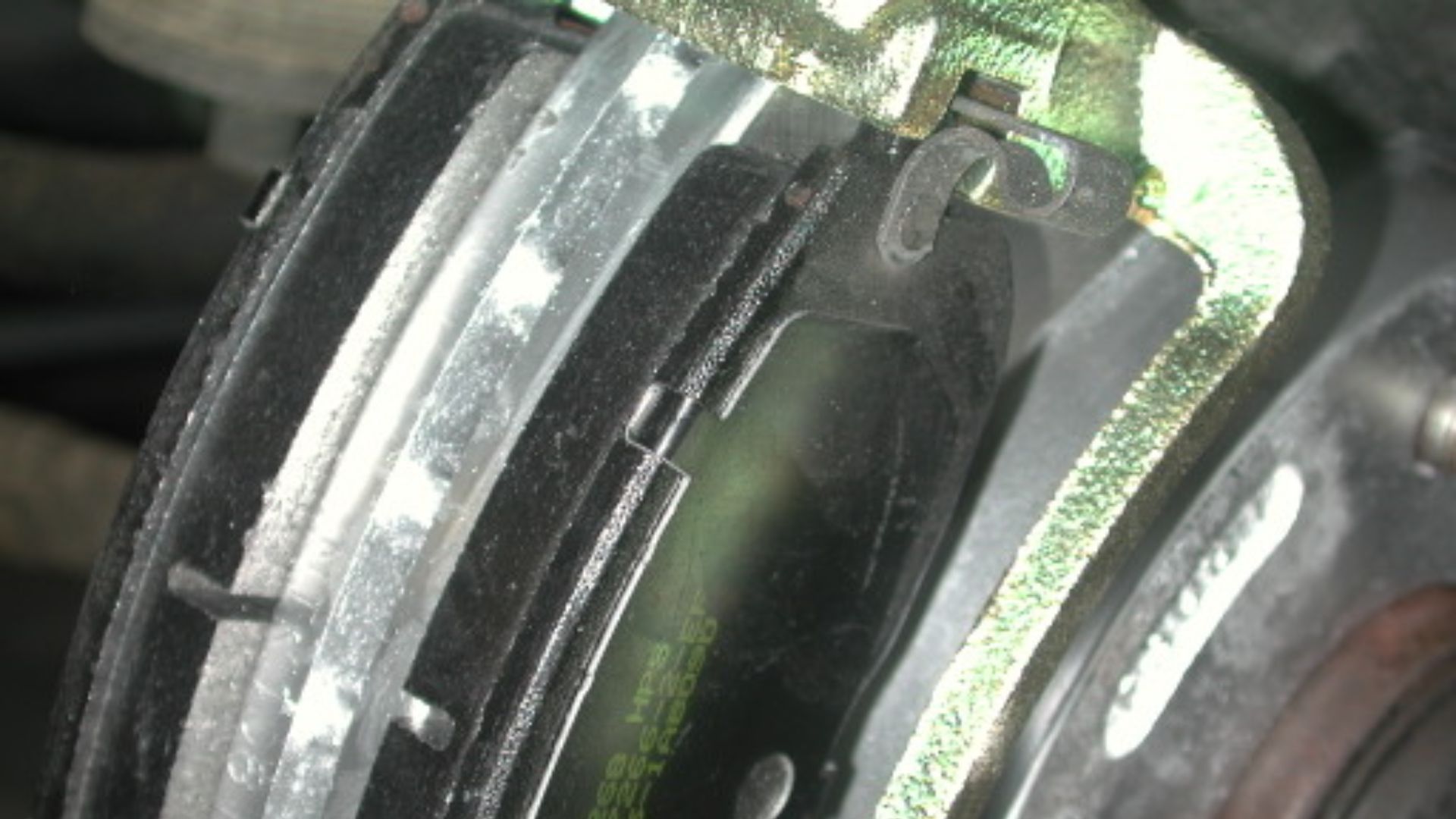 Picture of the pad overhang with 180sx style braking parts taken by myself on my car