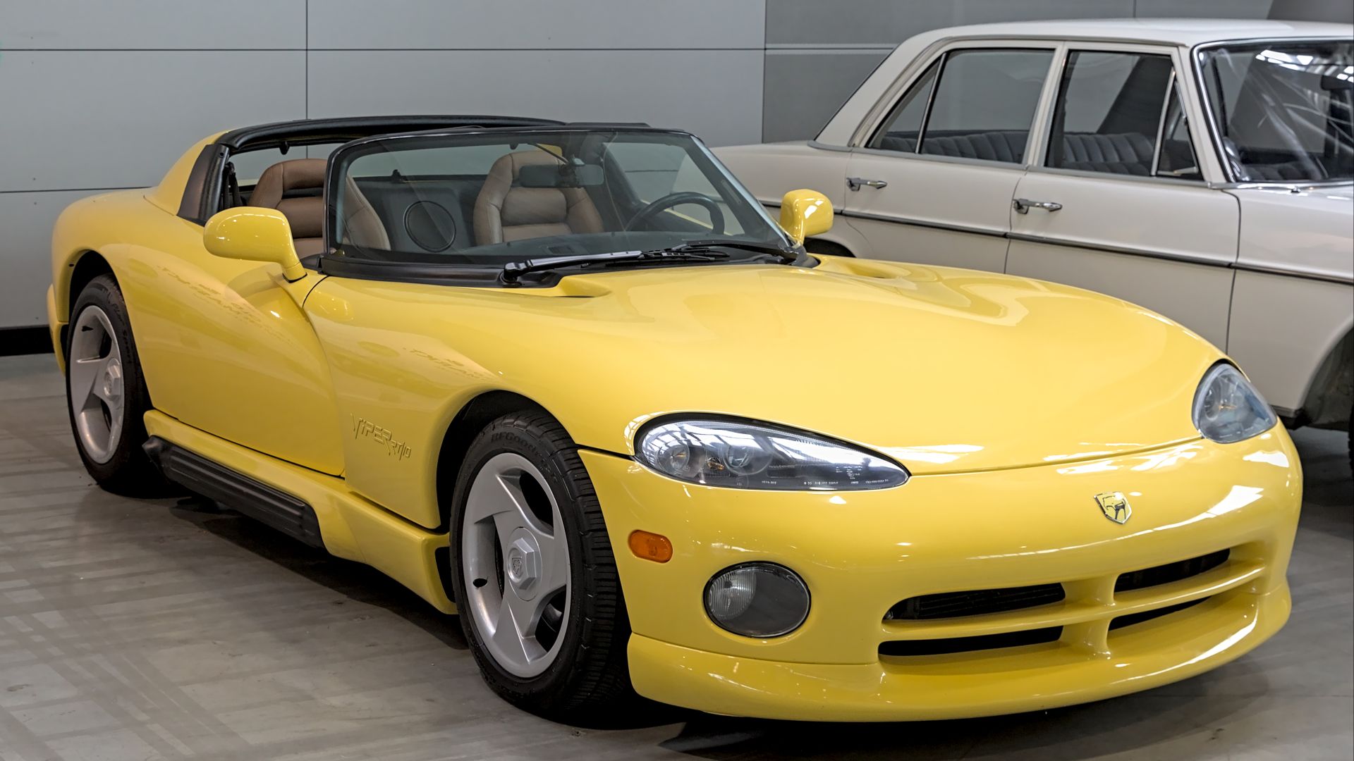 Dodge Viper RT/10 at Retro Classics 2023