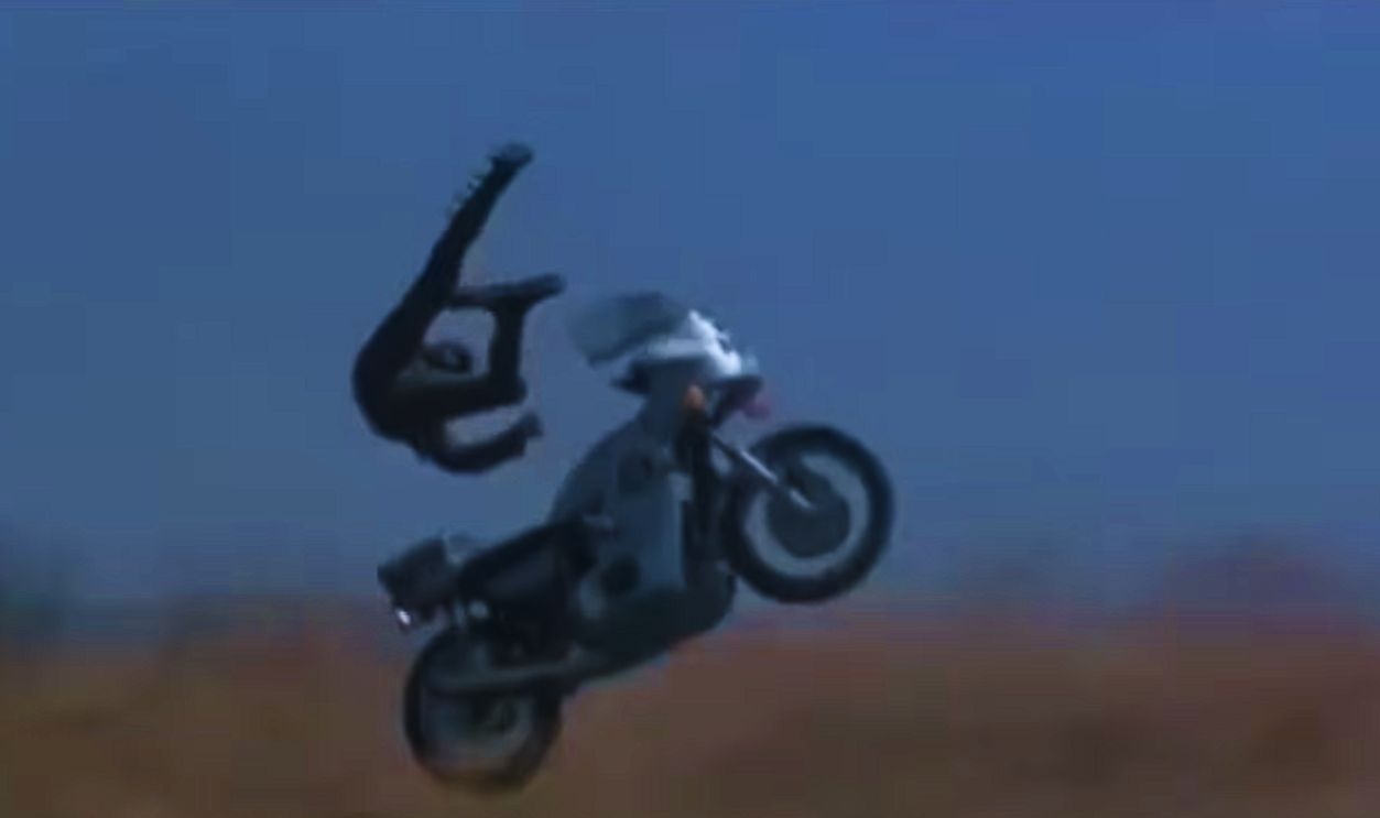  Screenshot from Mad Max (1979) 