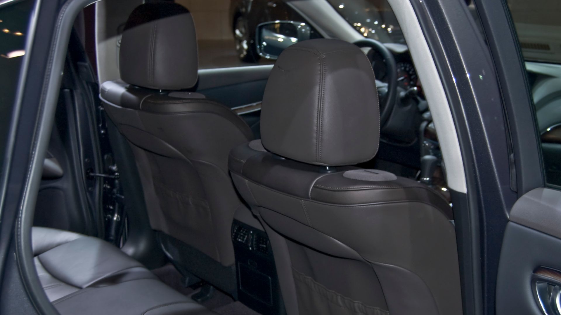 Infiniti M35 Hybrid en el Salón de Ginebra 2010.