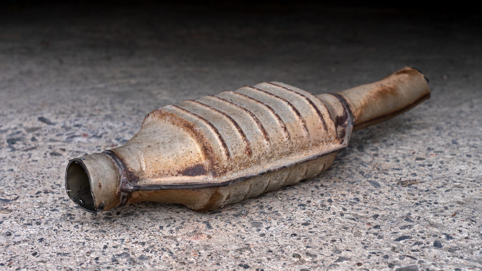 Catalytic converter.