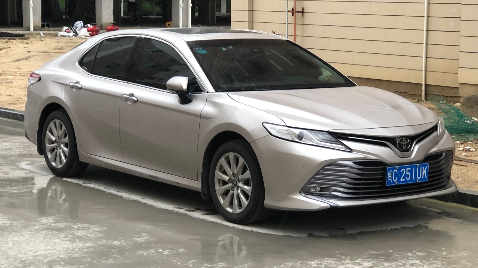 File:Toyota Camry XV70 Shishi 01 2022-06-11.jpg