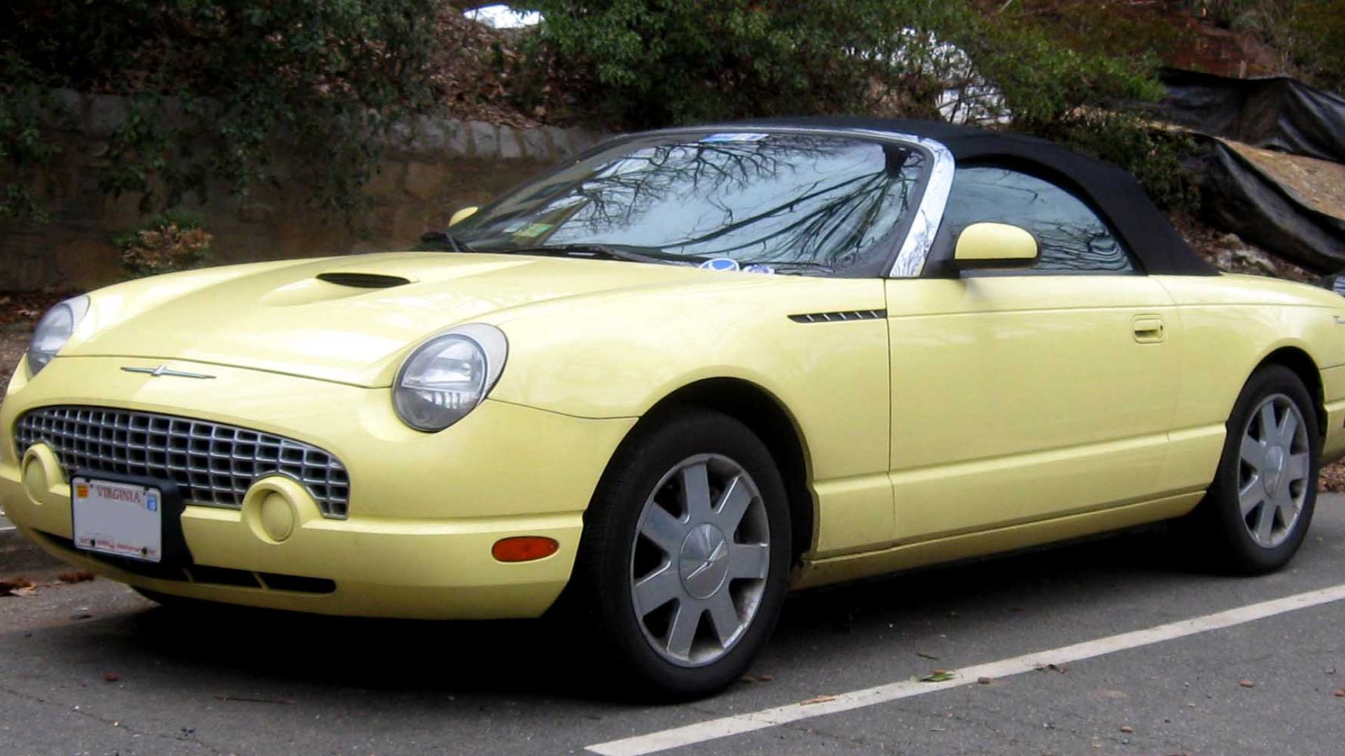 2002-2005 Ford Thunderbird photographed in Alexandria, Virginia, USA.