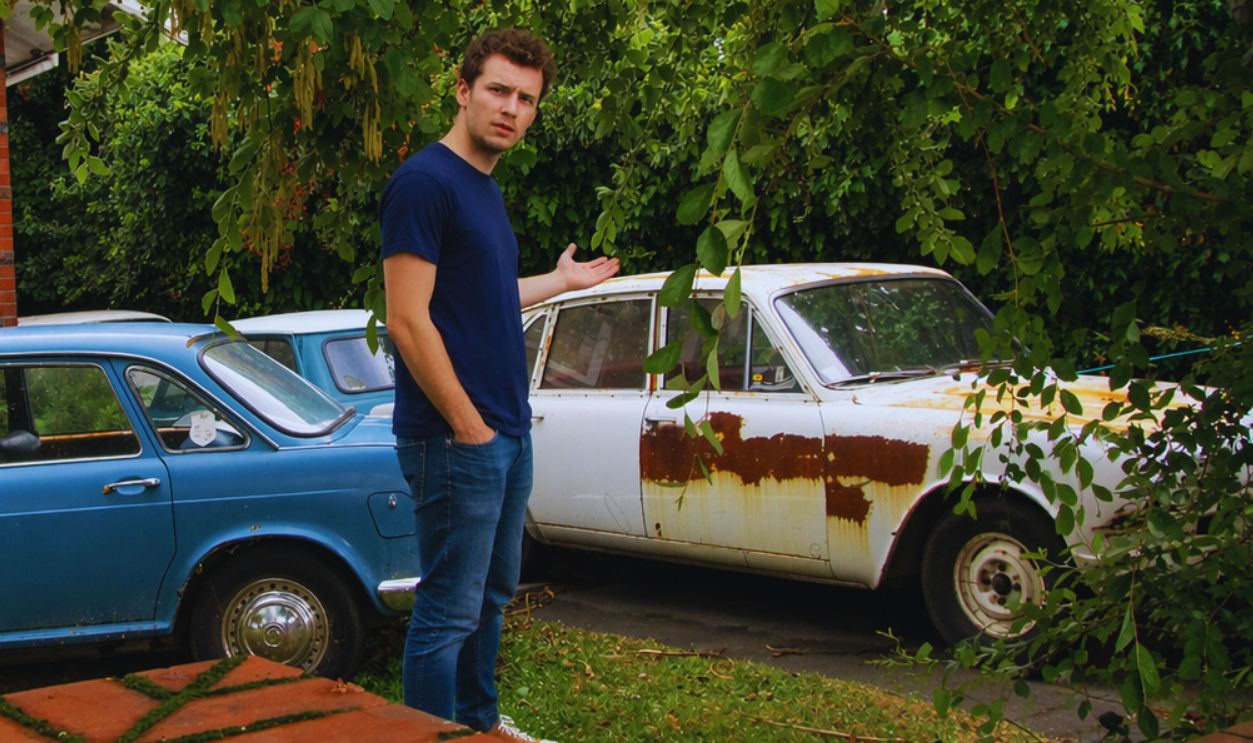 rusty car 