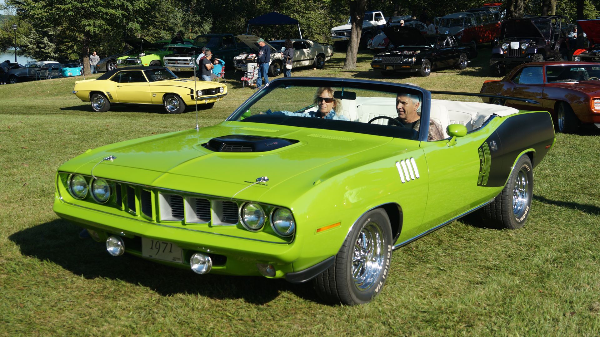 Morrie's Classics by the Lake Car Show 
September 12, 2015
Sturges Park
Buffalo, Minnesota

            <a href=