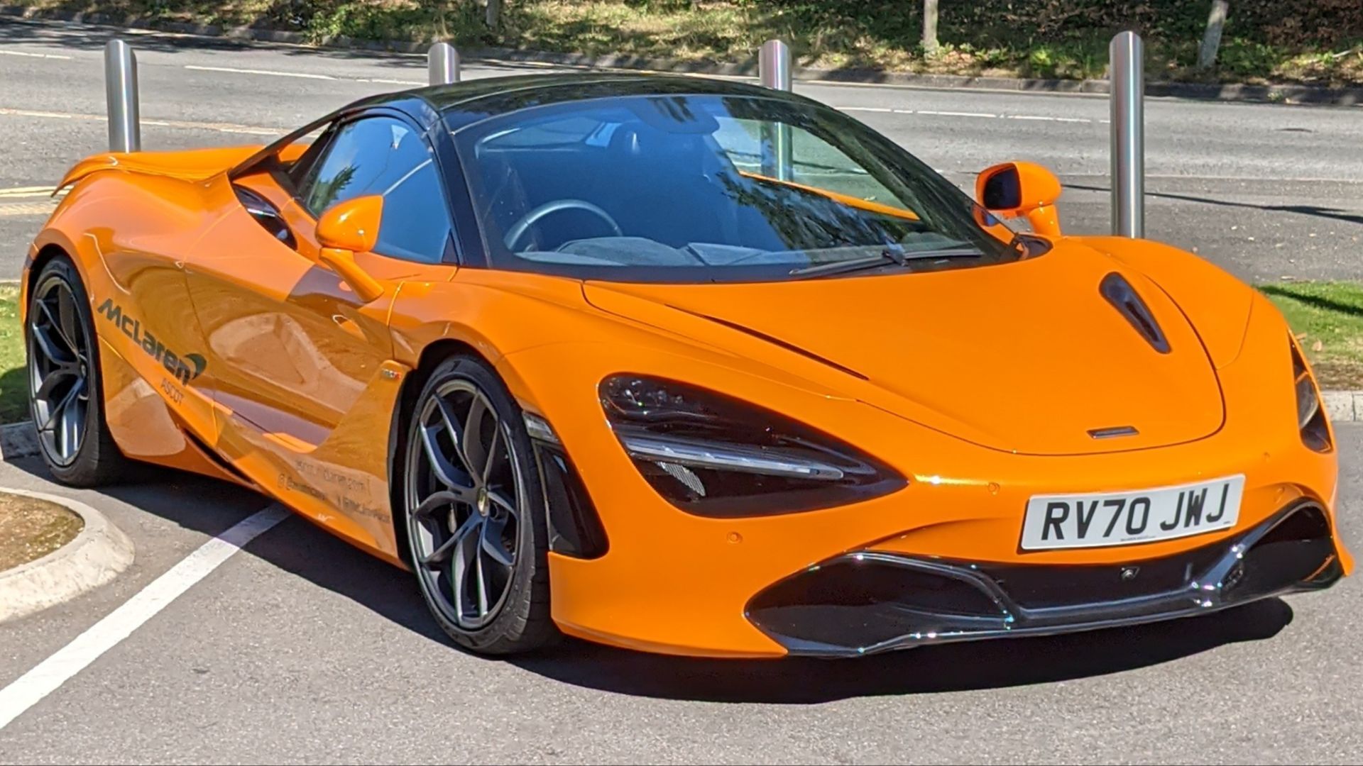 McLaren 720S Orange