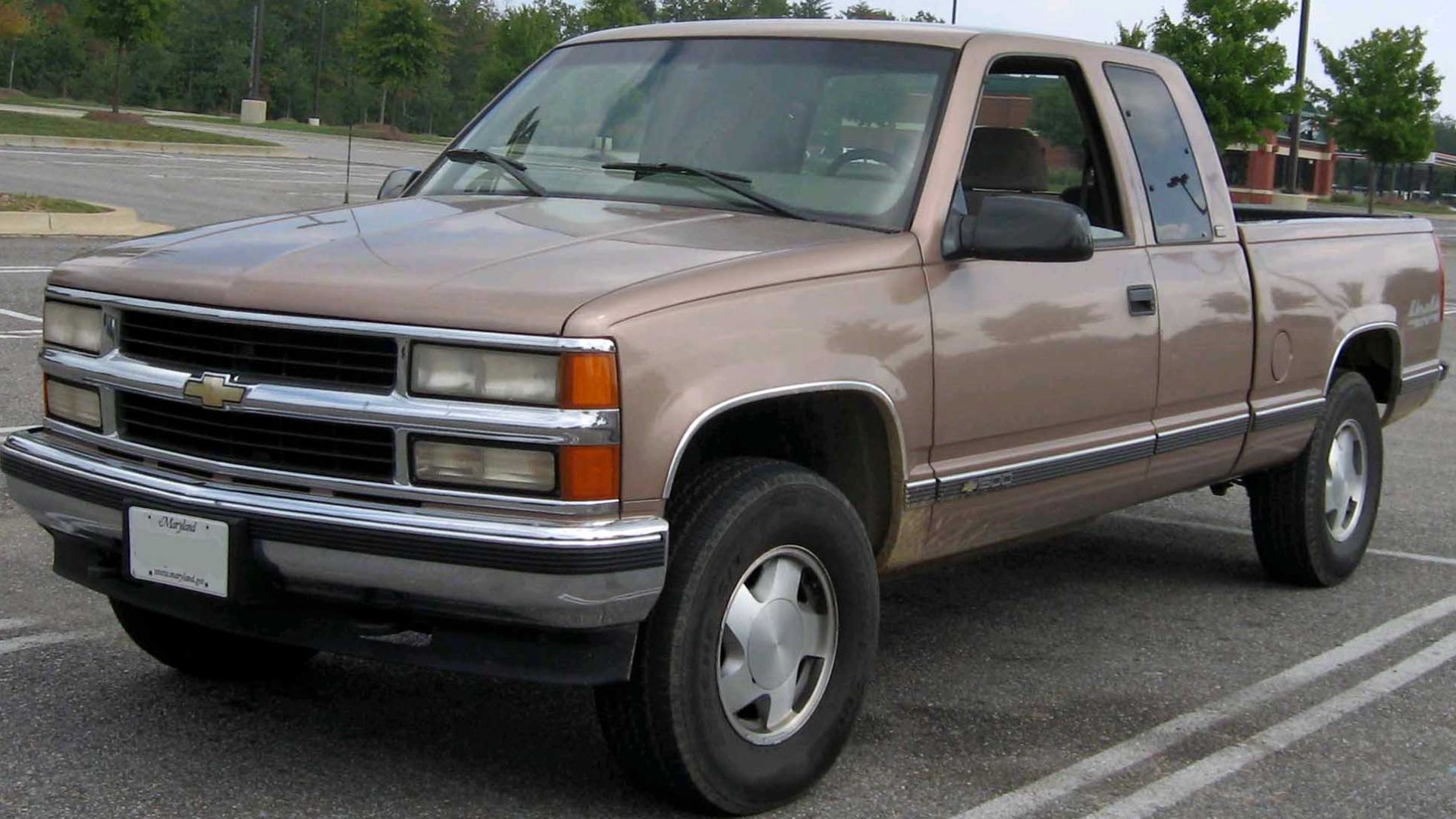 1995-1996 Chevrolet C/K 1500 photographed in Accokeek, Maryland, USA.