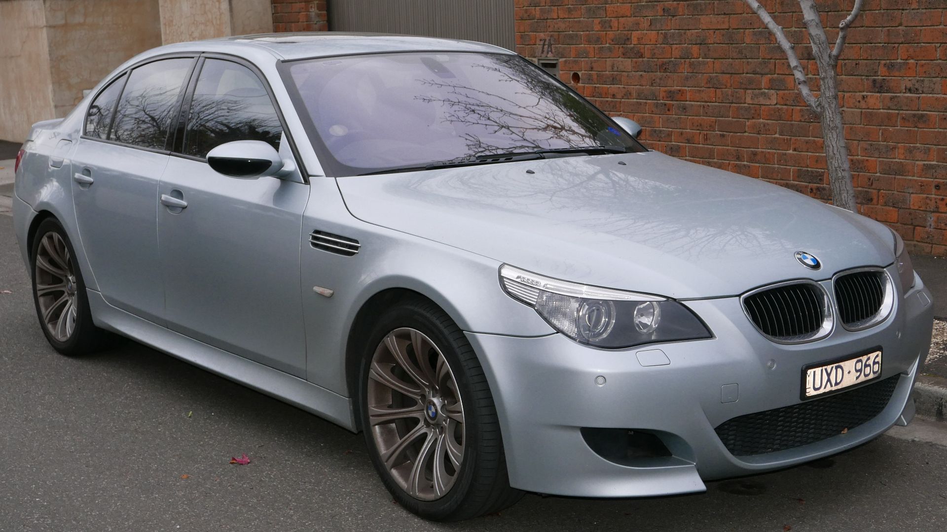 2007 BMW M5 (E60 MY07) sedan. Photographed in Brighton, Victoria, Australia.