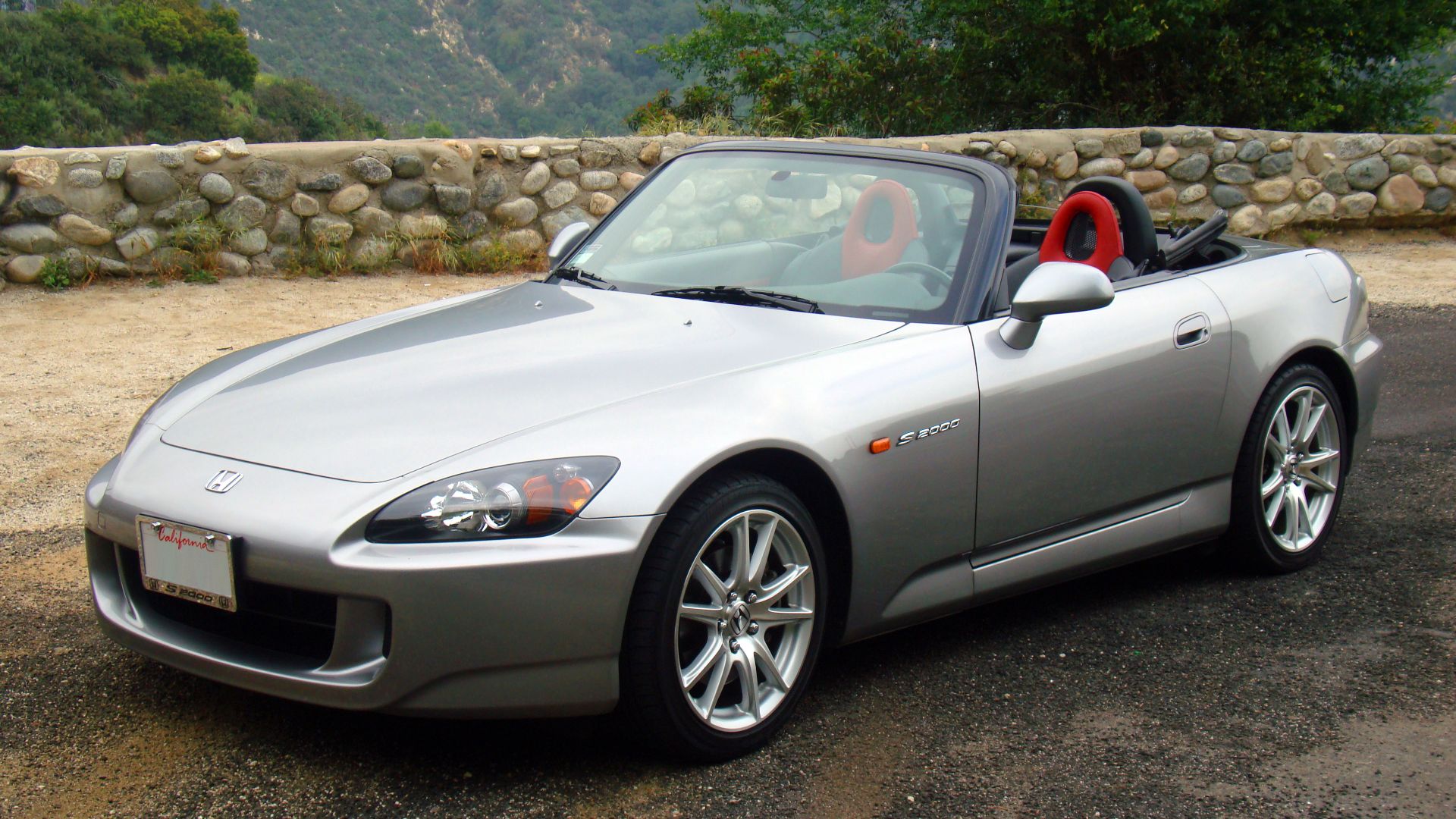 2005 Honda S2000. Camera used was a Sony Ericsson DSC-W200.