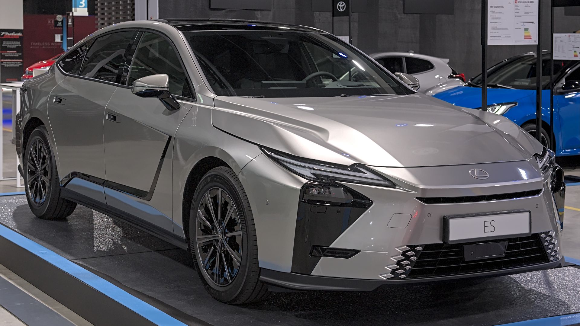 Lexus_ES_350h_(XZ20) at Auto Zuerich 2025