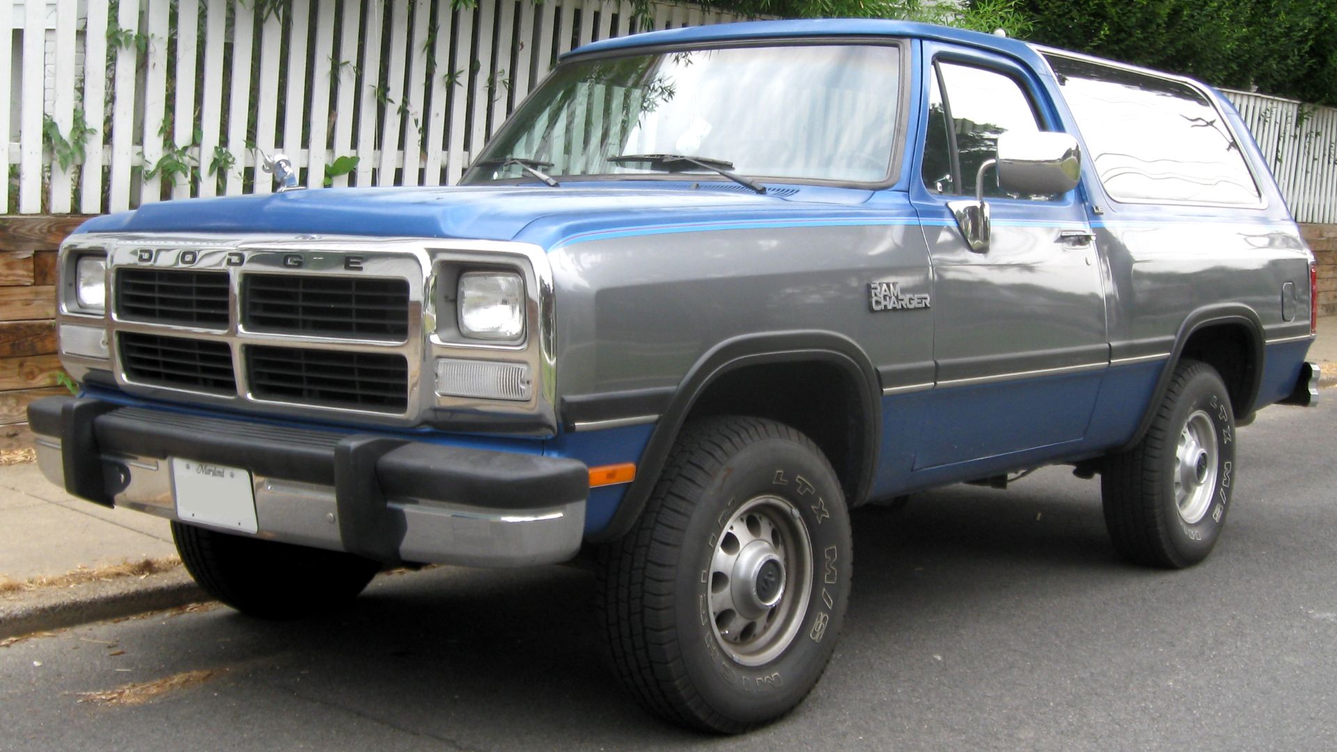 1991-1994 Dodge Ramcharger photographed in Washington, D.C., USA.