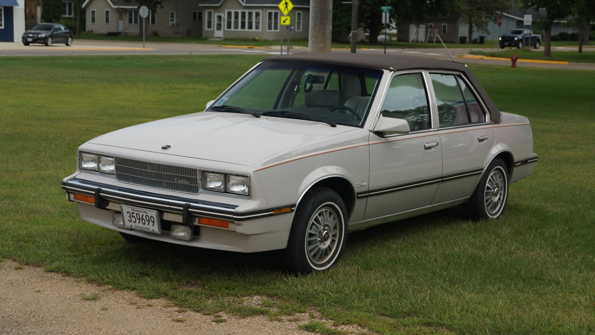 ***************************************************************************************
 Click here for more car pictures by make   

Click here for Car Event pictures by year.   

   Or on Twitter @DVS1mn.