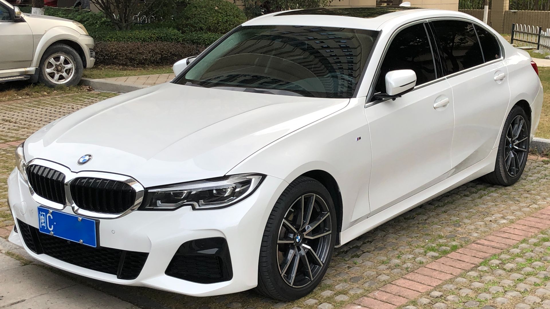 BMW 3-Series G28 Li photographed in Sanming, Fujian province, China.