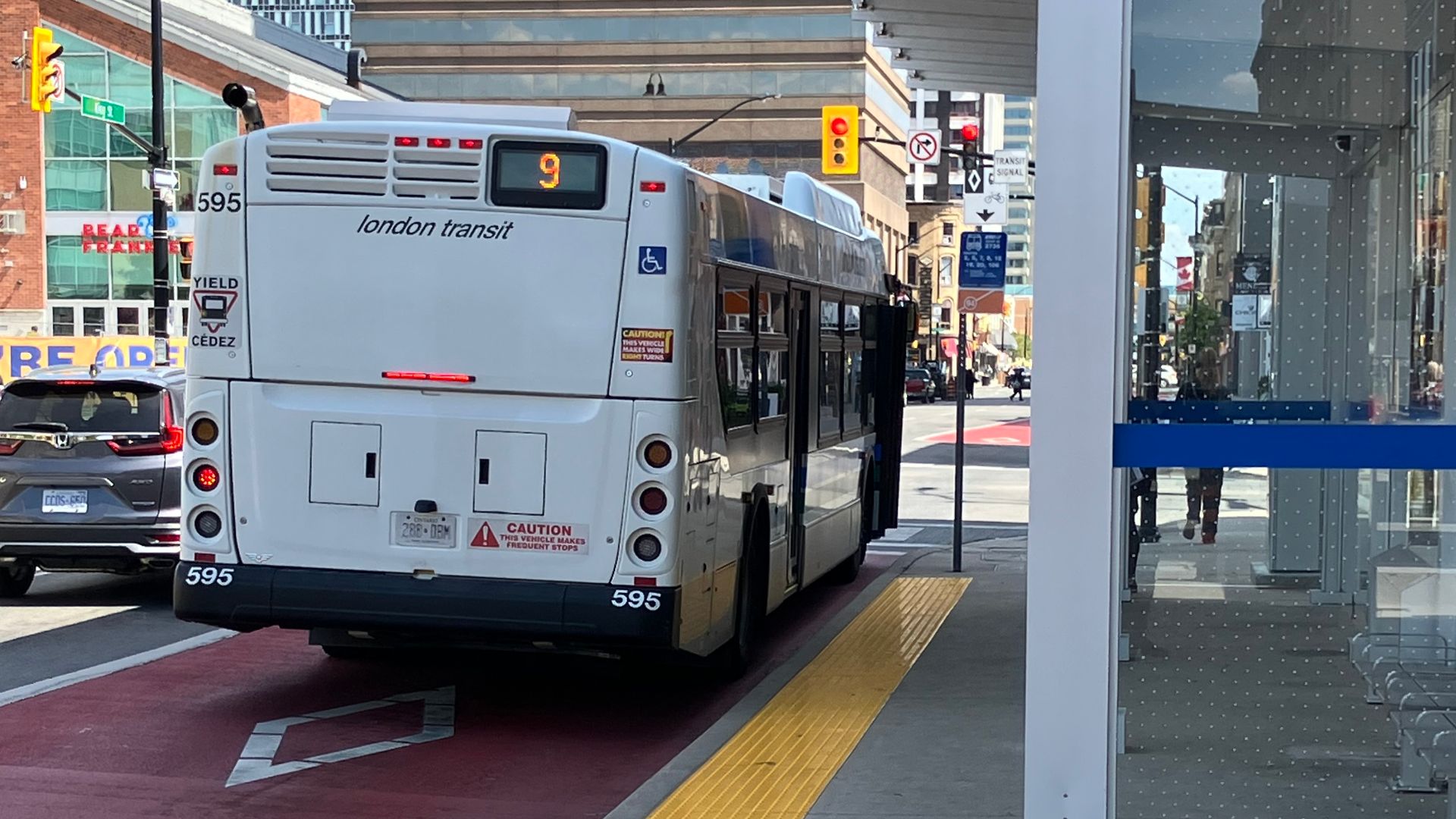 LTC Bus at King and Talbot Station