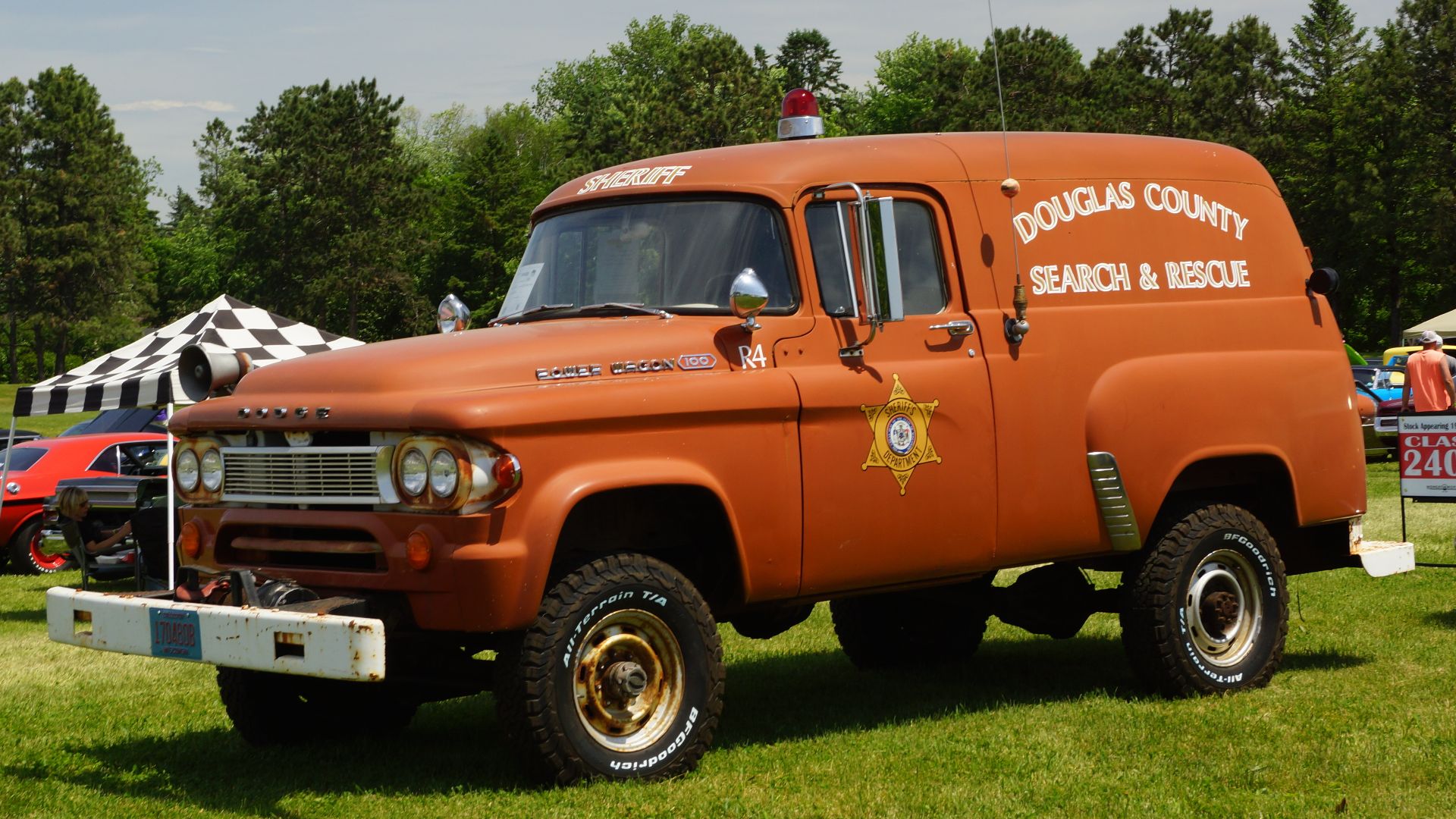 Midwest Mopars in the Park
National Car Show & Swap Meet
Dakota County Fairgrounds
Farmington, Minntesota

June 2-4, 2017