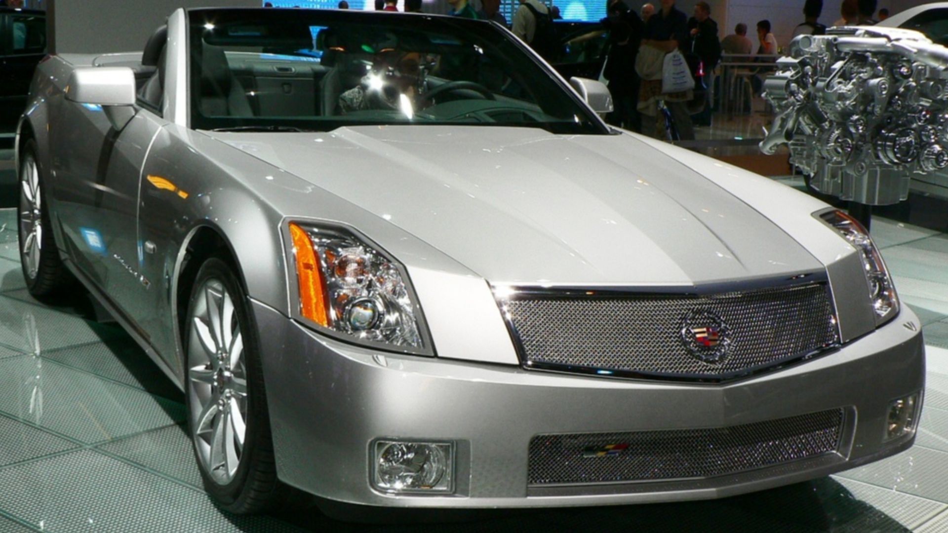 Cadillac XLR at the 2006 Paris Motor Show