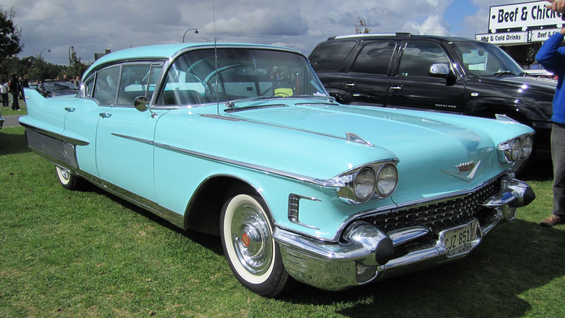 Available in Coupe, Sedan or Convertible.
Engine; 365 V8
