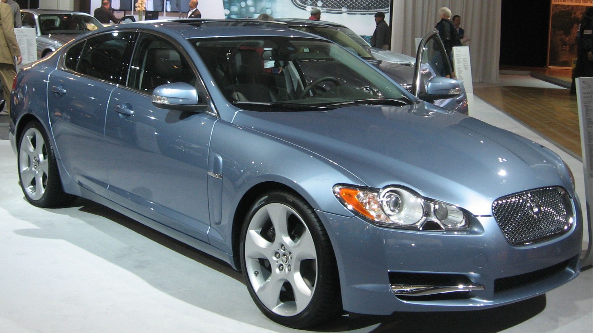 2009 Jaguar XF photographed at the 2008 Washington DC Auto Show.